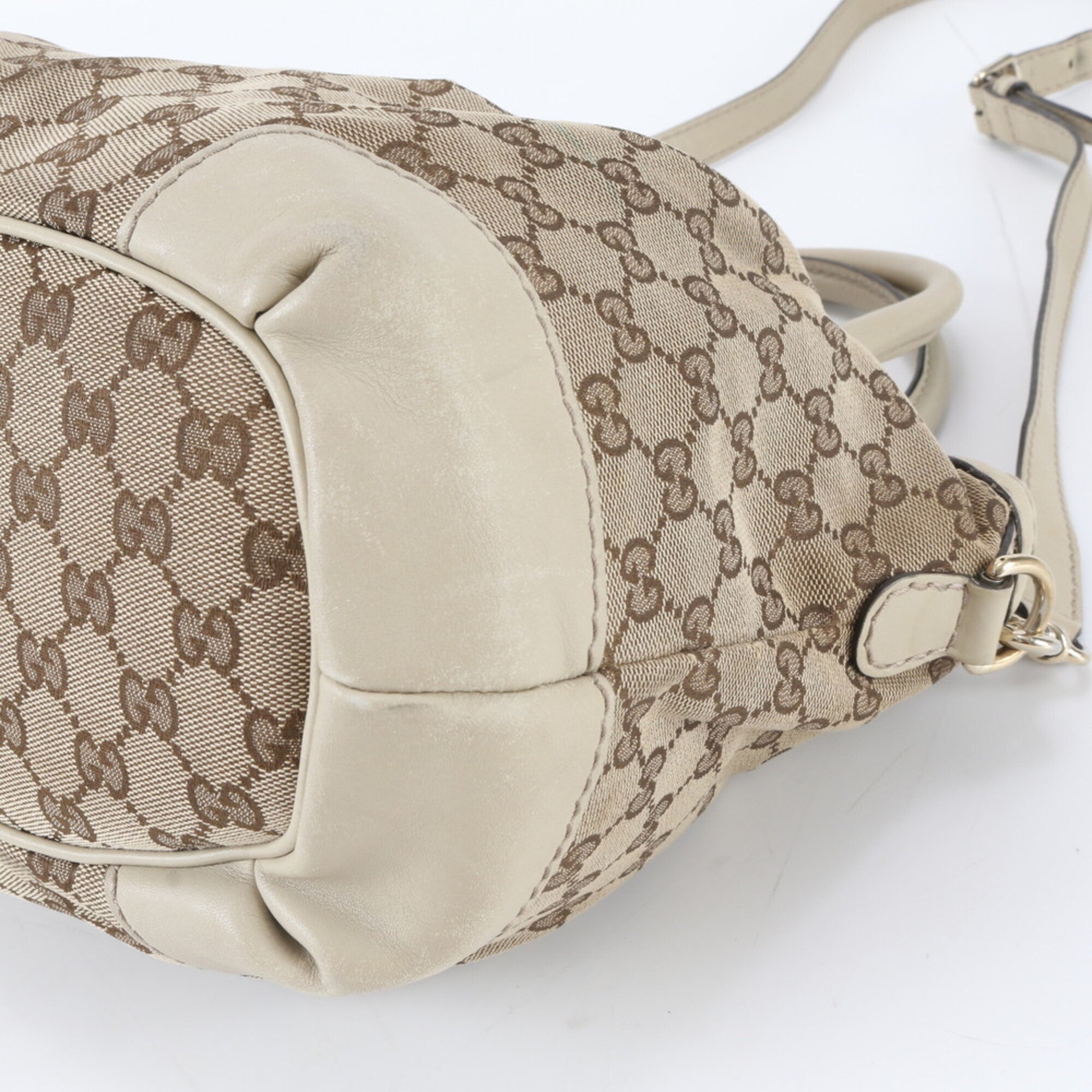 Gucci Gg Canvas Beige Ivory Gg Canvas Leather Handbag Shoulder Bag Tote Bag (Pre-Owned)