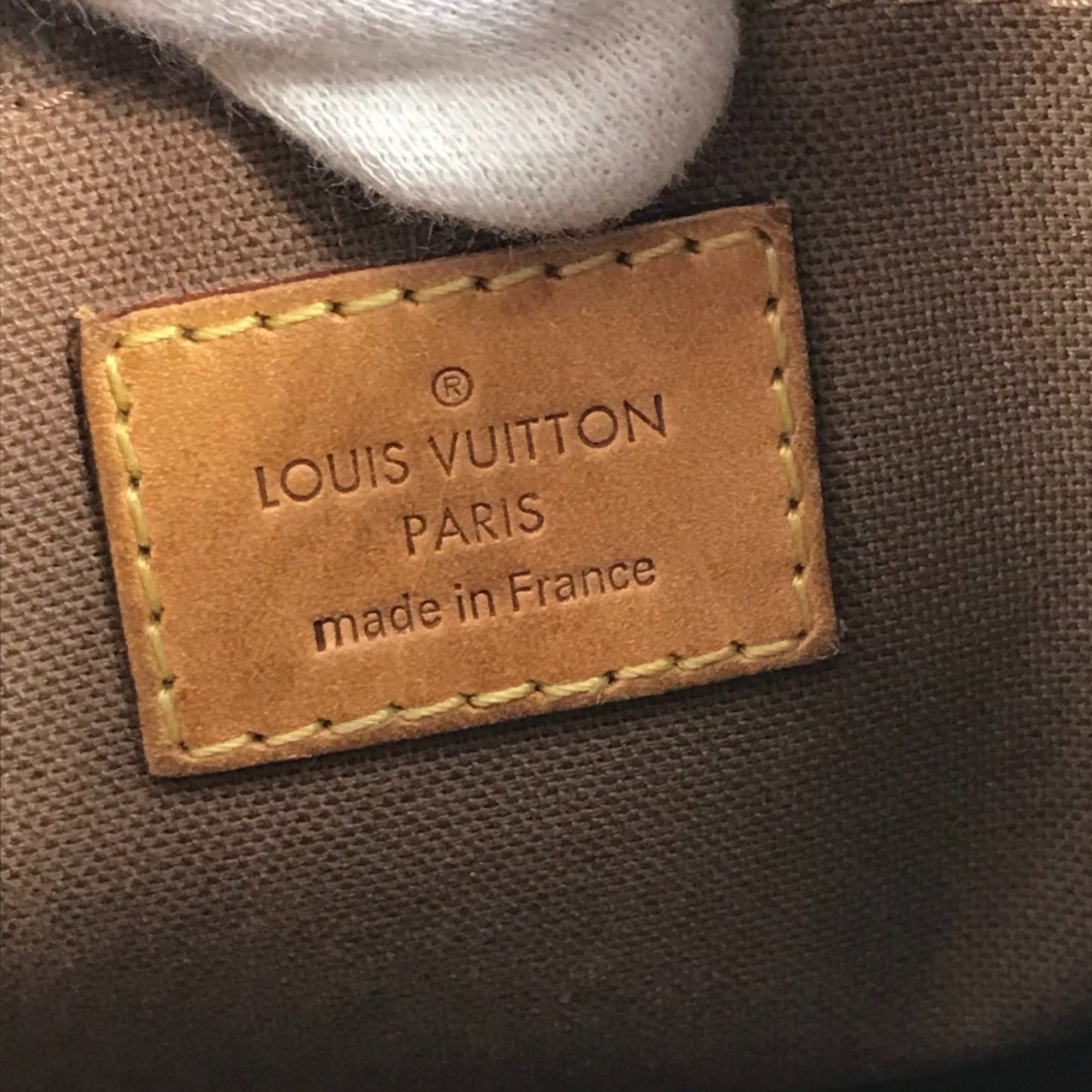Louis Vuitton Brown Monogram Canvas Shoulder Bag (Pre-Owned)