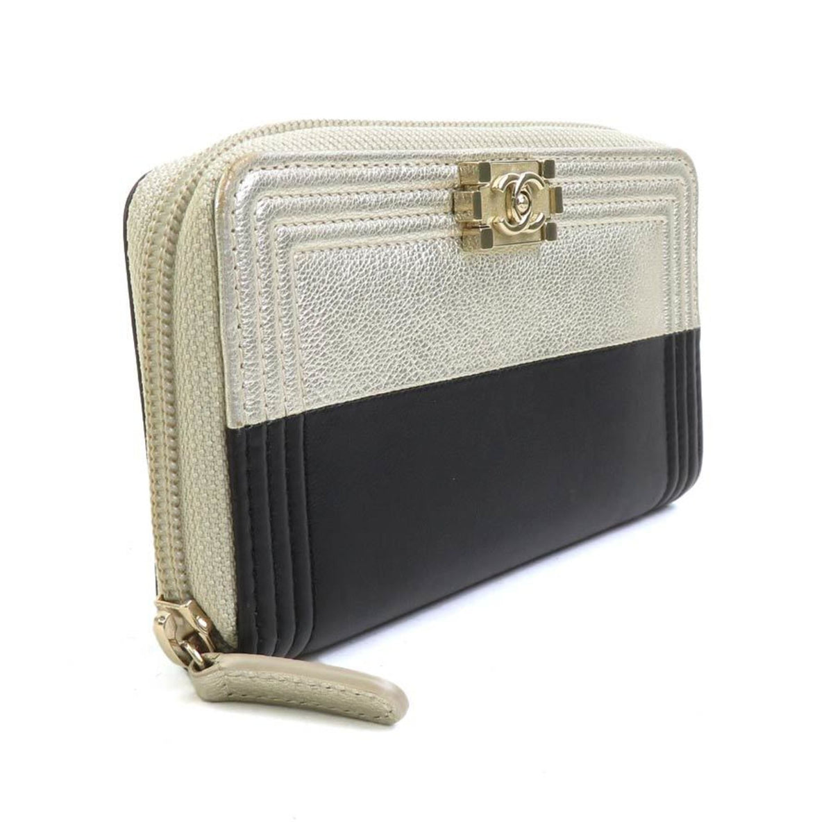 Chanel Gold Black Leather Long Wallet (Bi-Fold) (Pre-Owned)
