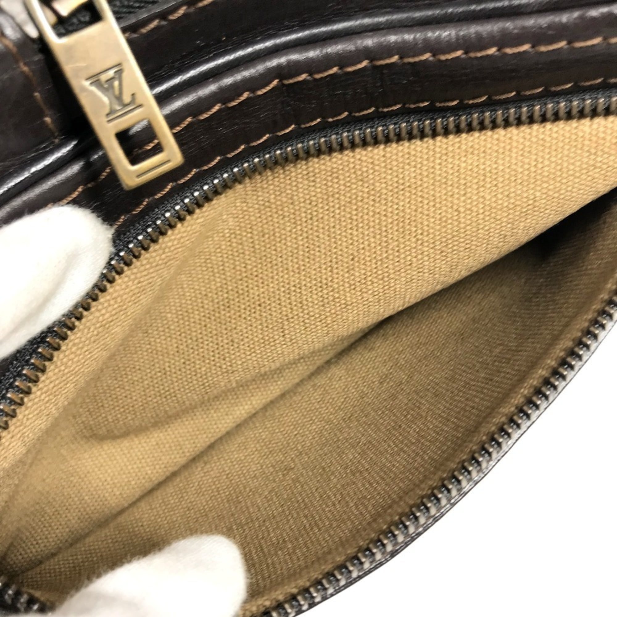 Louis Vuitton Brown Utah Leather Pouch Sling Bag (Pre-Owned)