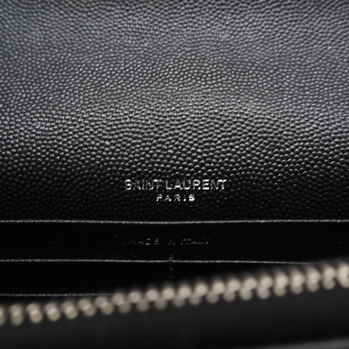 Yves Saint Laurent Black Leather Shoulder Bag (Pre-Owned)