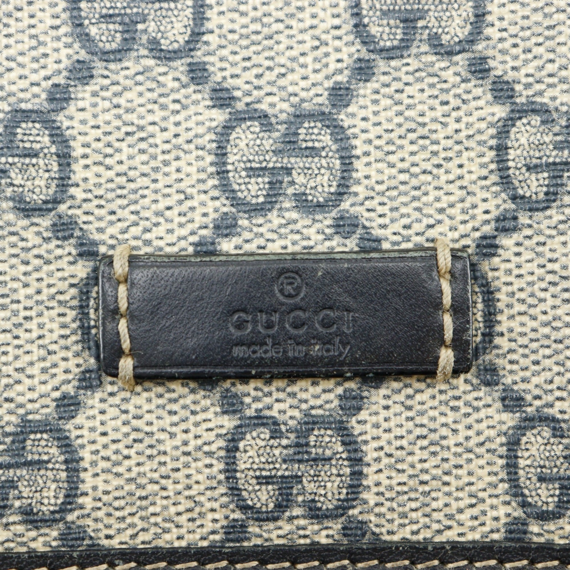 Gucci Navy Gg Supreme Canvas Shoulder Bag (Pre-Owned)