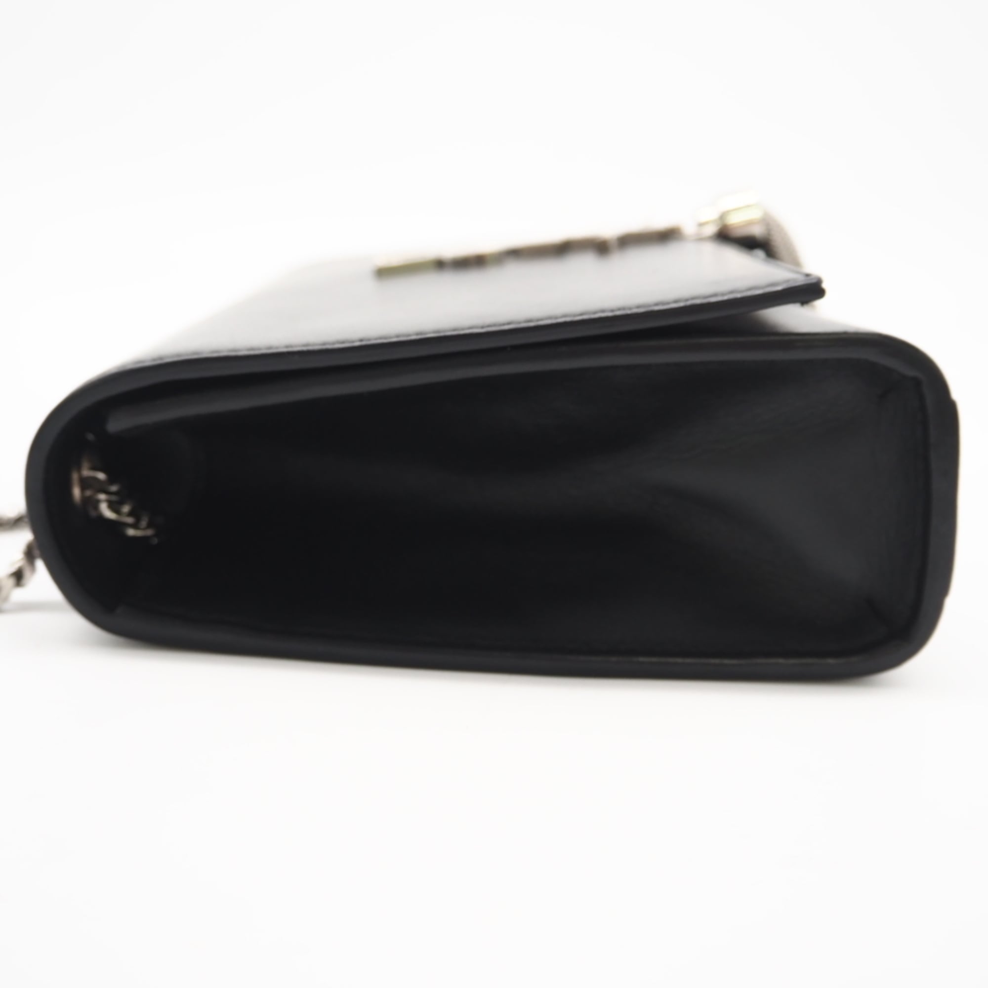 Saint Laurent Black Leather Shoulder Bag (Pre-Owned)