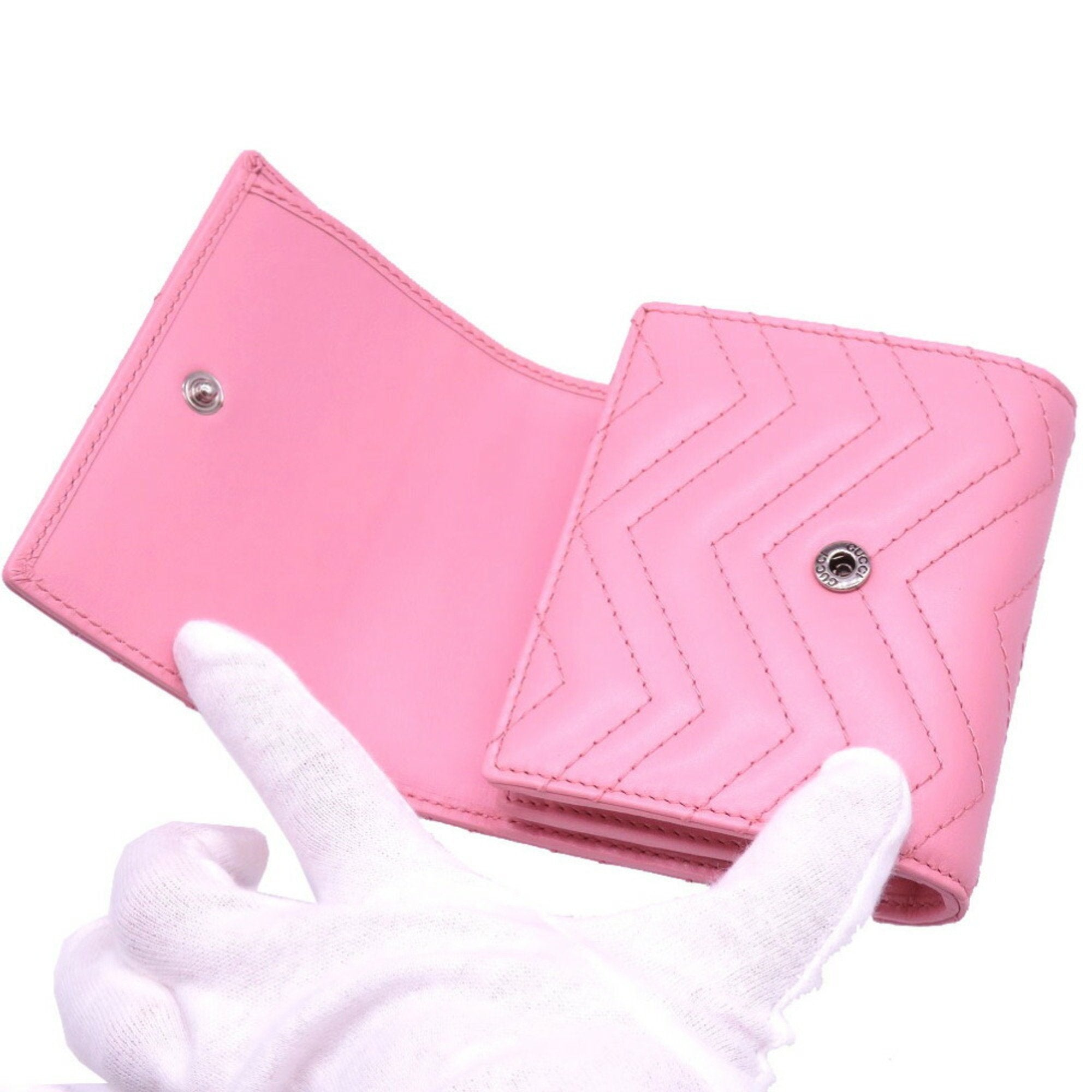 Gucci Pink Leather Wallet (Bi-Fold) (Pre-Owned)