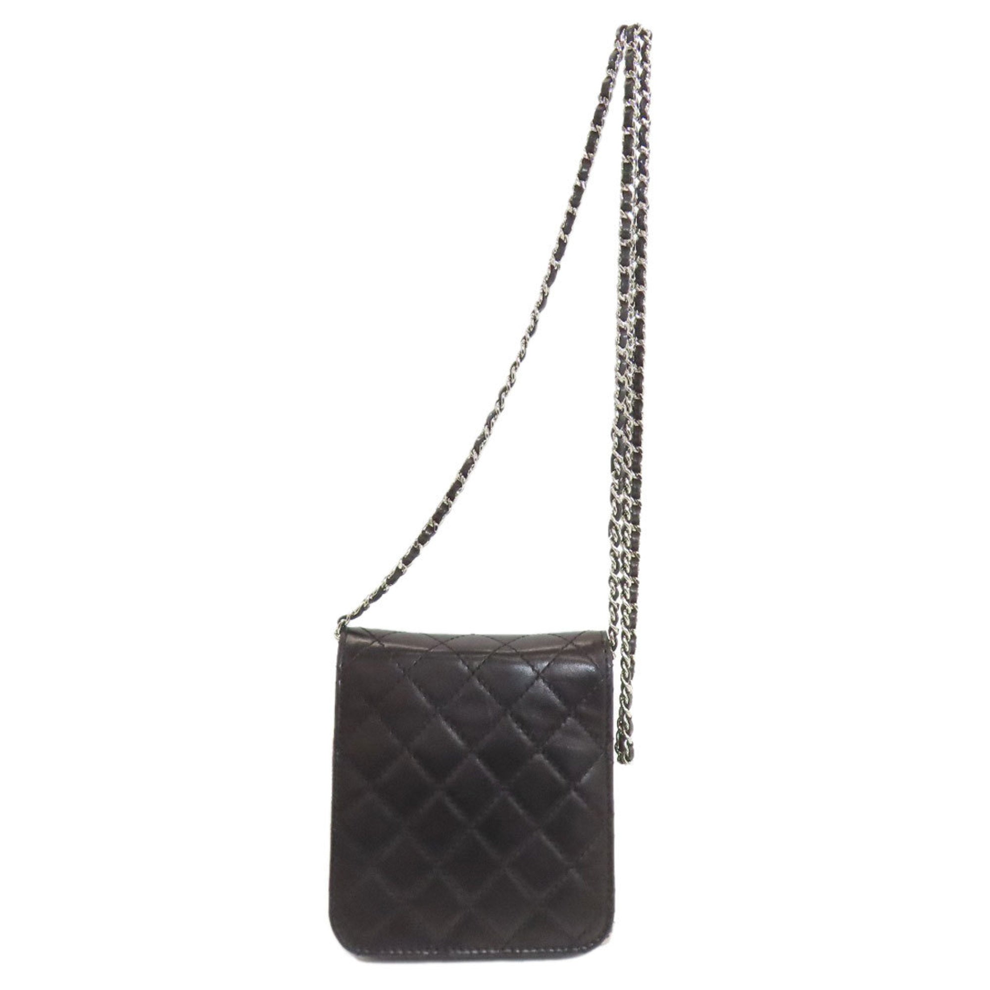 Chanel Black Leather Shoulder Bag (Pre-Owned)