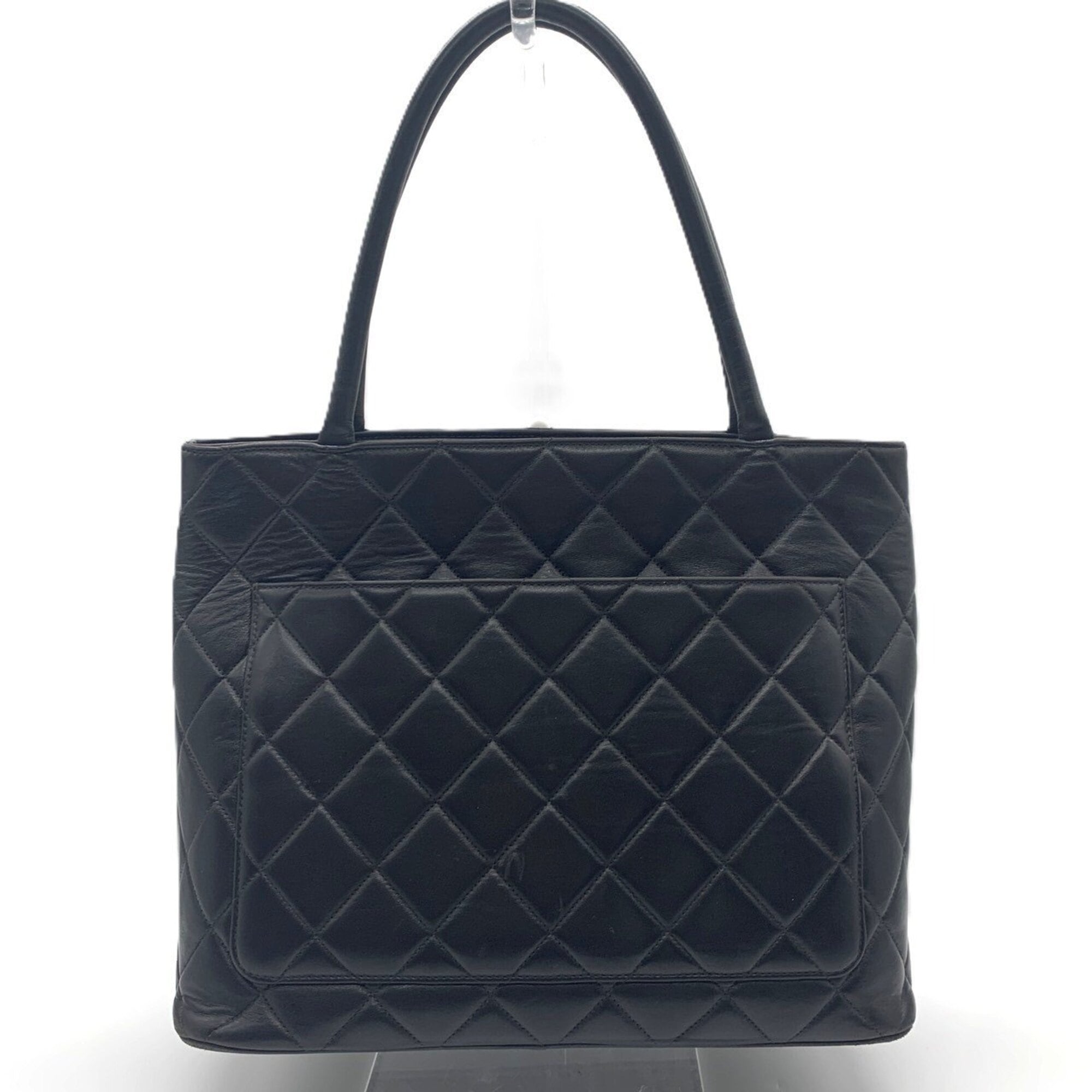 Chanel Matelasse Black Leather Tote Bag (Pre-Owned)