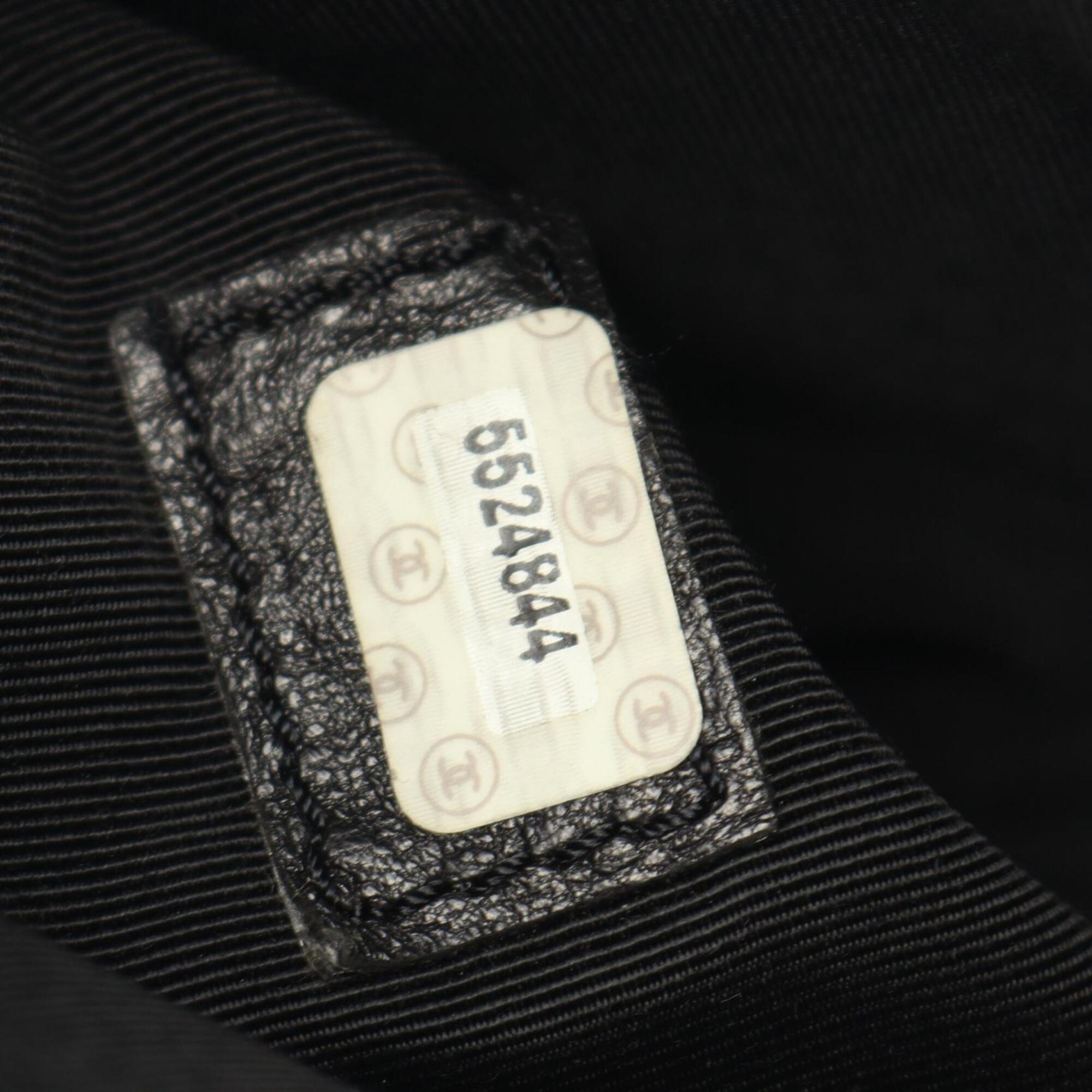 Chanel Black Grained Calfskin Handbag Tote Bag (Pre-Owned)