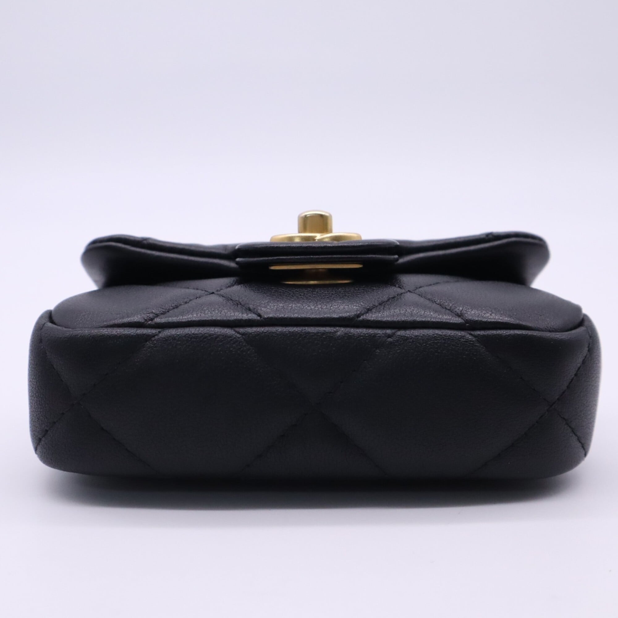Chanel Matelasse Black Leather Chain/Shoulder Wallet (Pre-Owned)