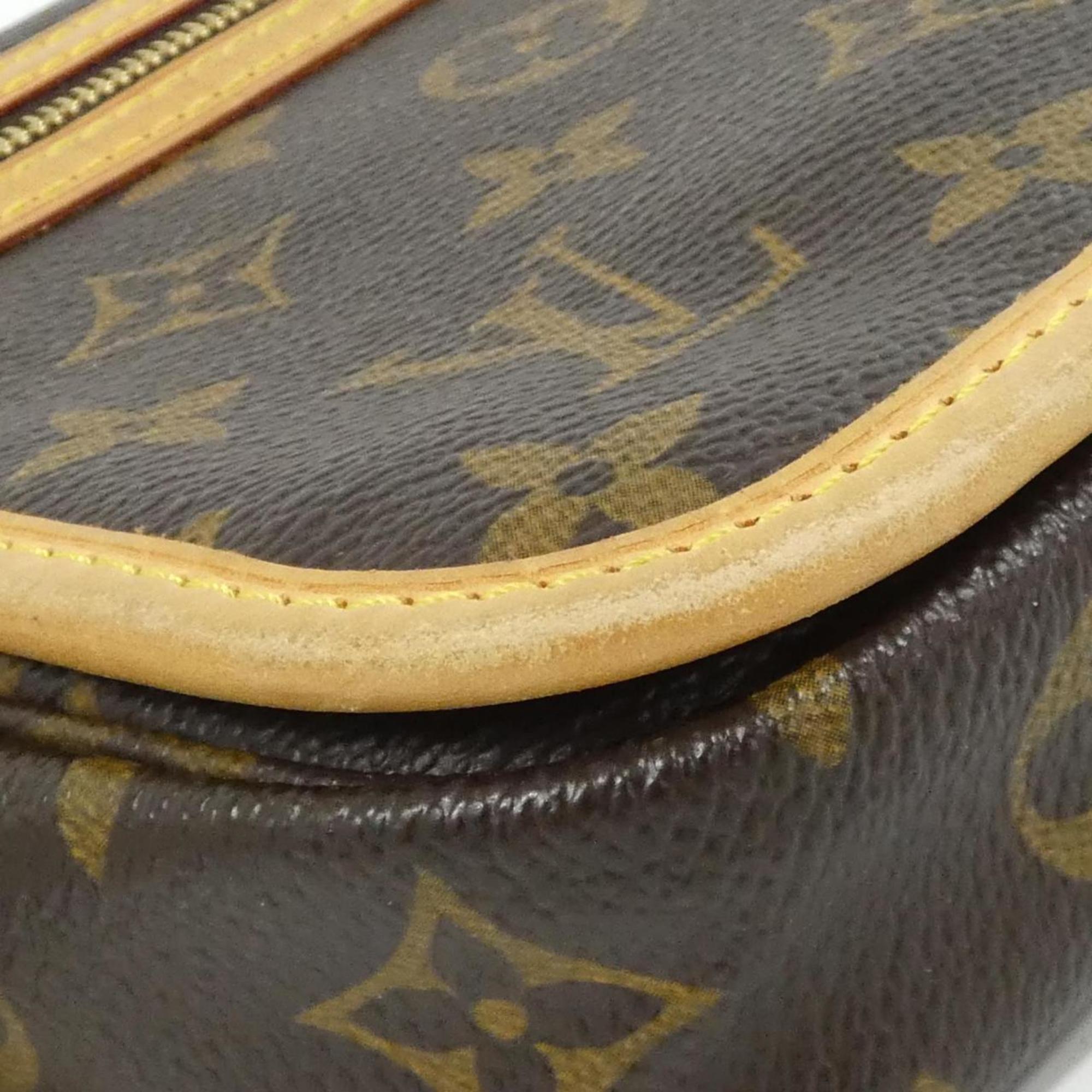 Louis Vuitton Marron Coated Canvas Shoulder Bag (Pre-Owned)
