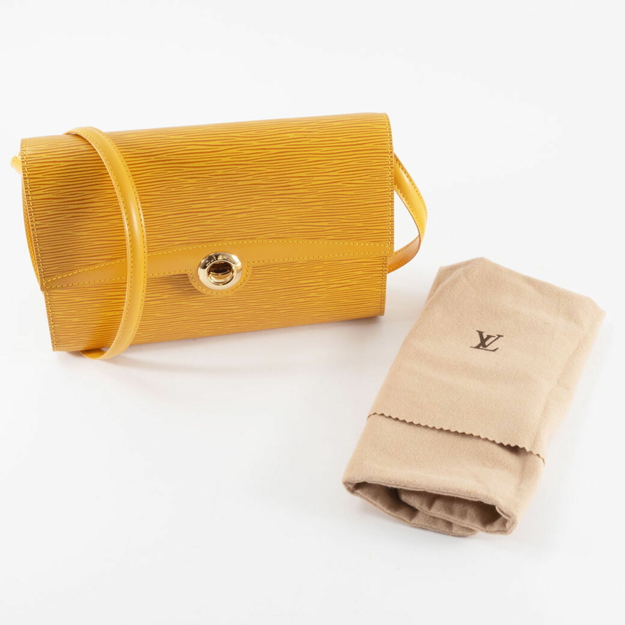 Louis Vuitton Yellow Epi Leather Pochette Shoulder Bag (Pre-Owned)