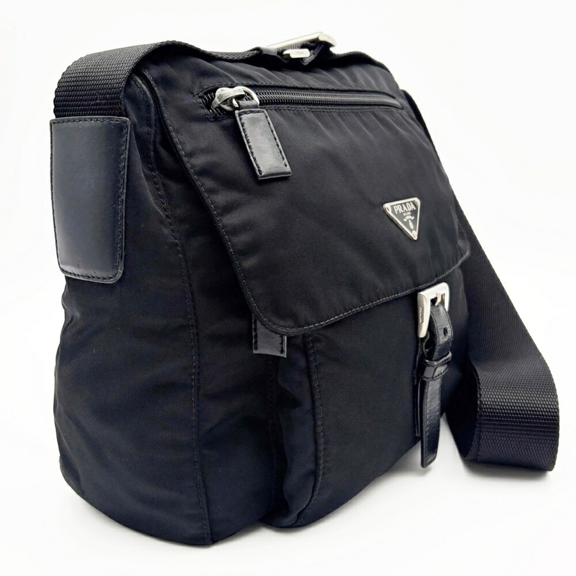Prada Black Nylon Leather Shoulder Bag (Pre-Owned)