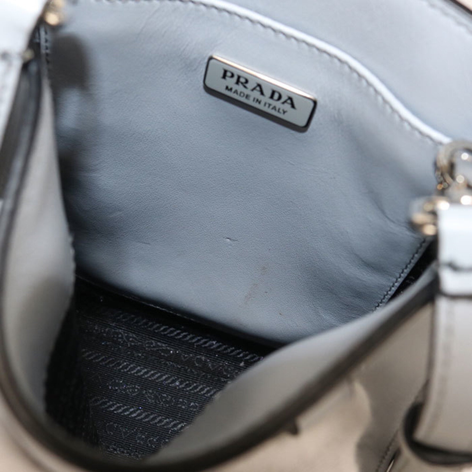 Prada Blue Leather Tote Bag (Pre-Owned)