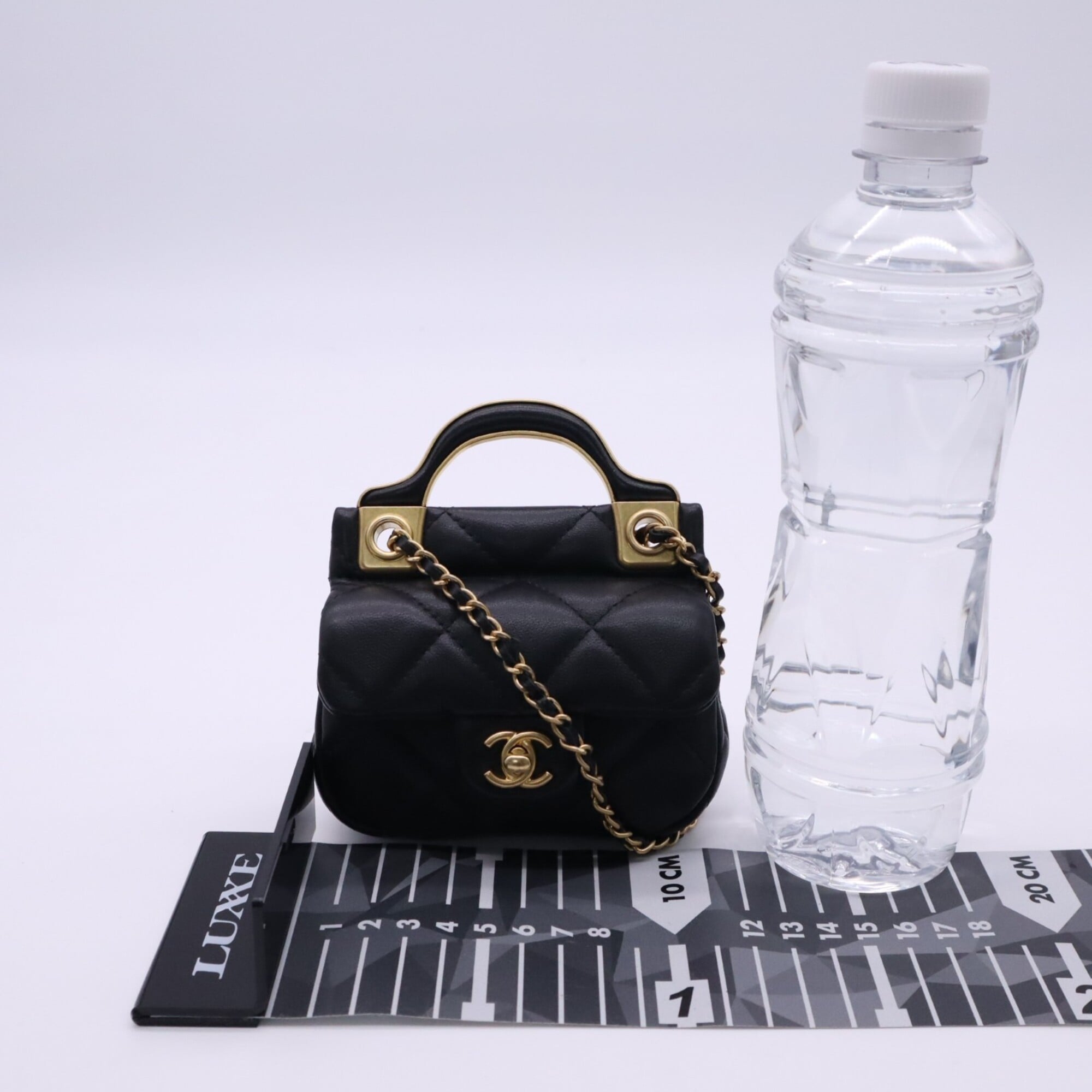 Chanel Matelasse Black Leather Chain/Shoulder Wallet (Pre-Owned)