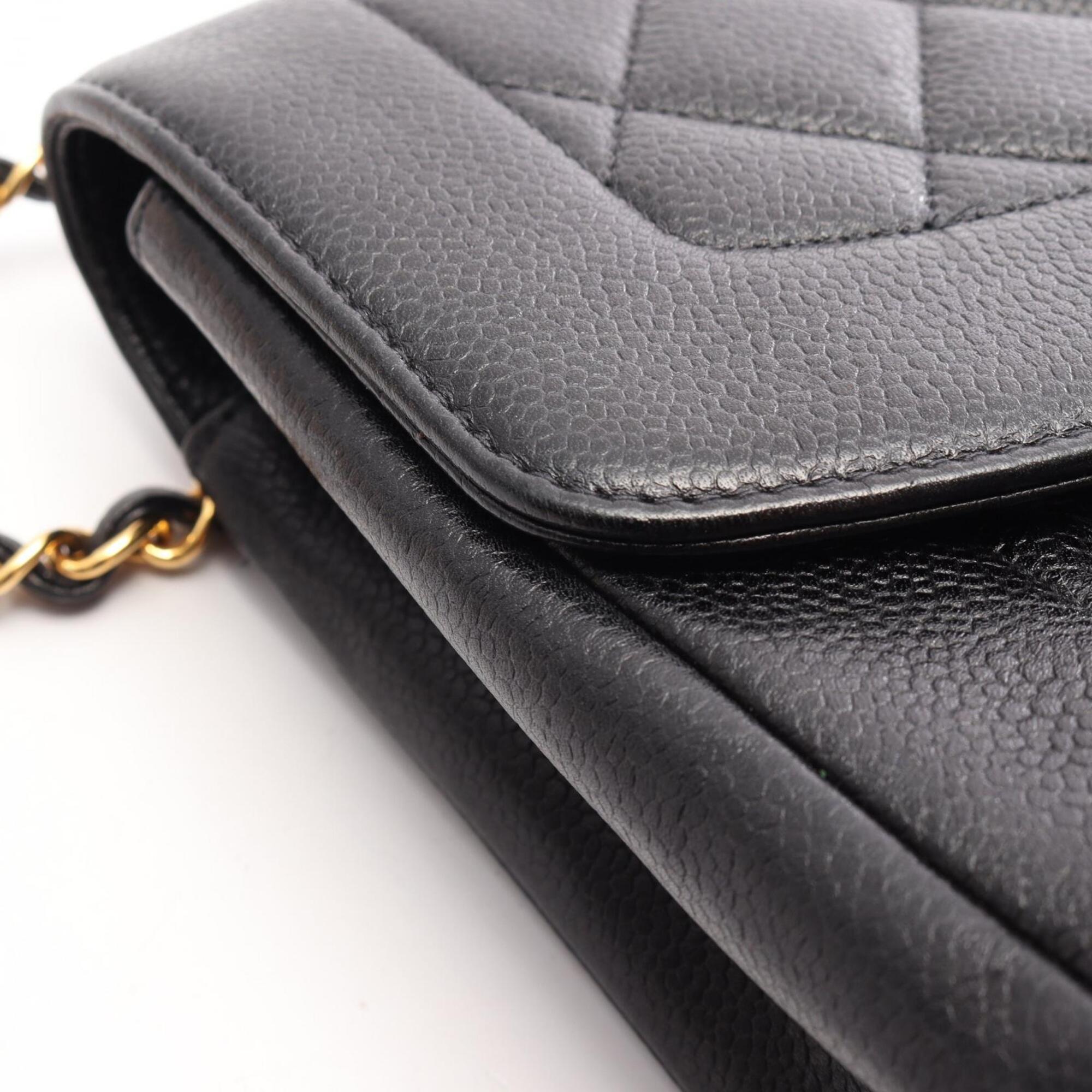 Chanel Black Grained Calfskin Handbag Shoulder Bag (Pre-Owned)