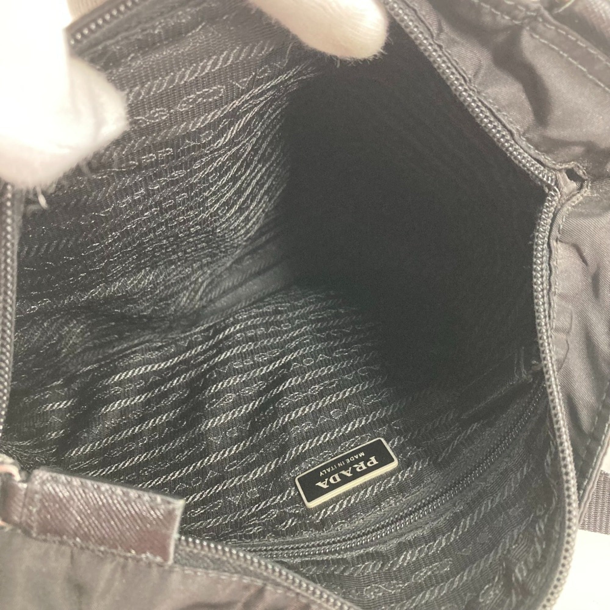 Prada Black Cloth Shoulder Bag (Pre-Owned)