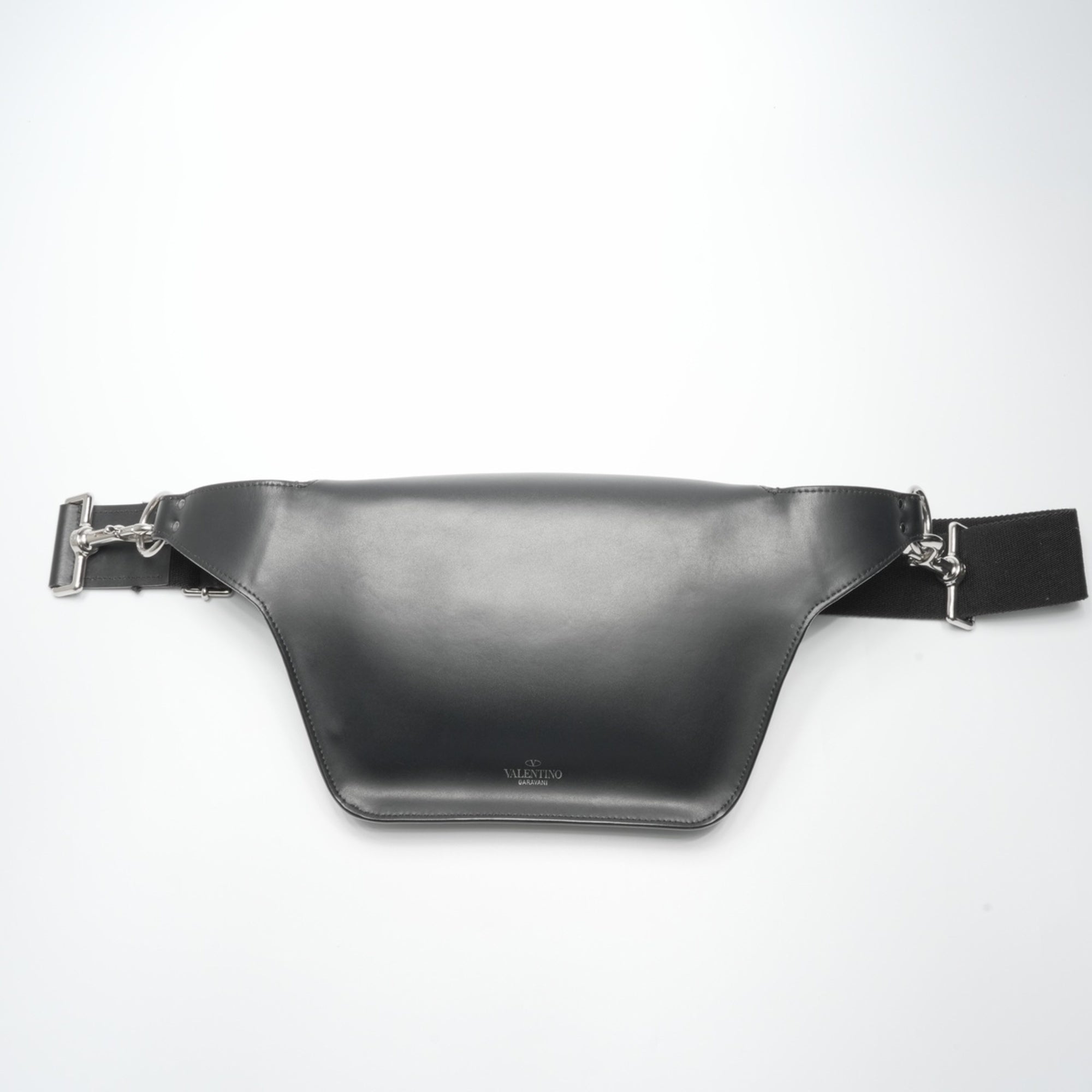 Valentino Black Shoulder Bag (Pre-Owned)