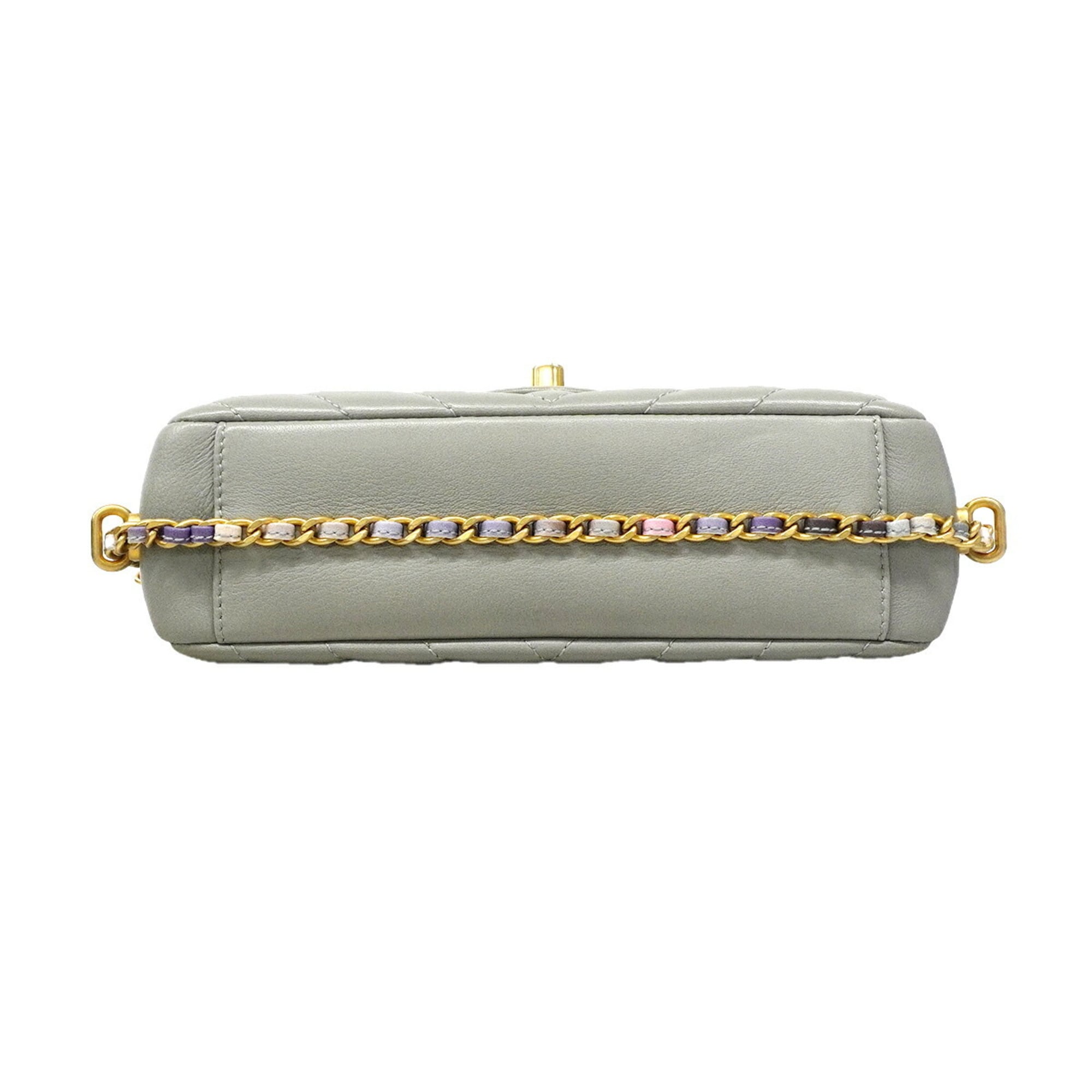 Chanel Gray Leather Shoulder Bag (Pre-Owned)