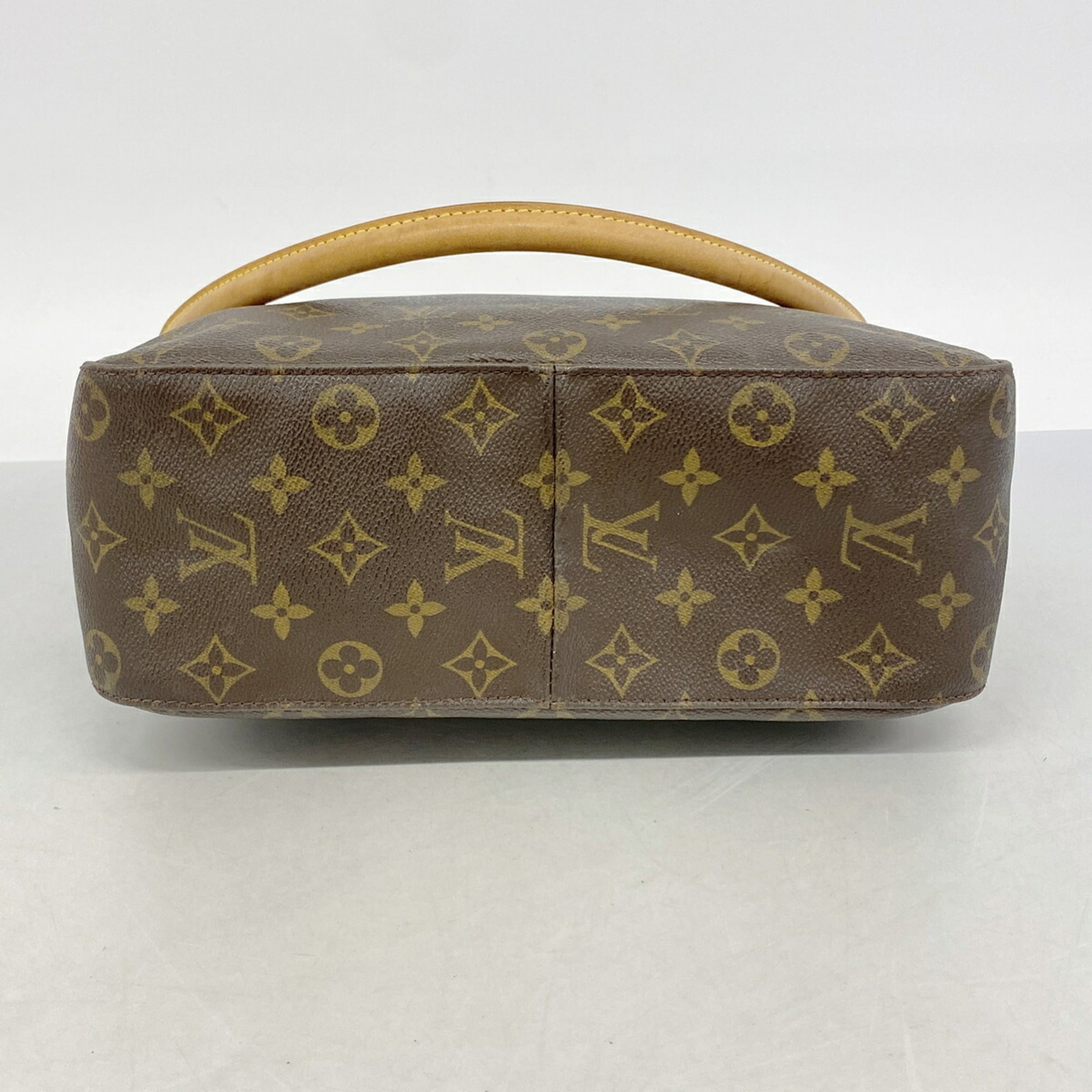 Louis Vuitton Brown Shoulder Bag (Pre-Owned)
