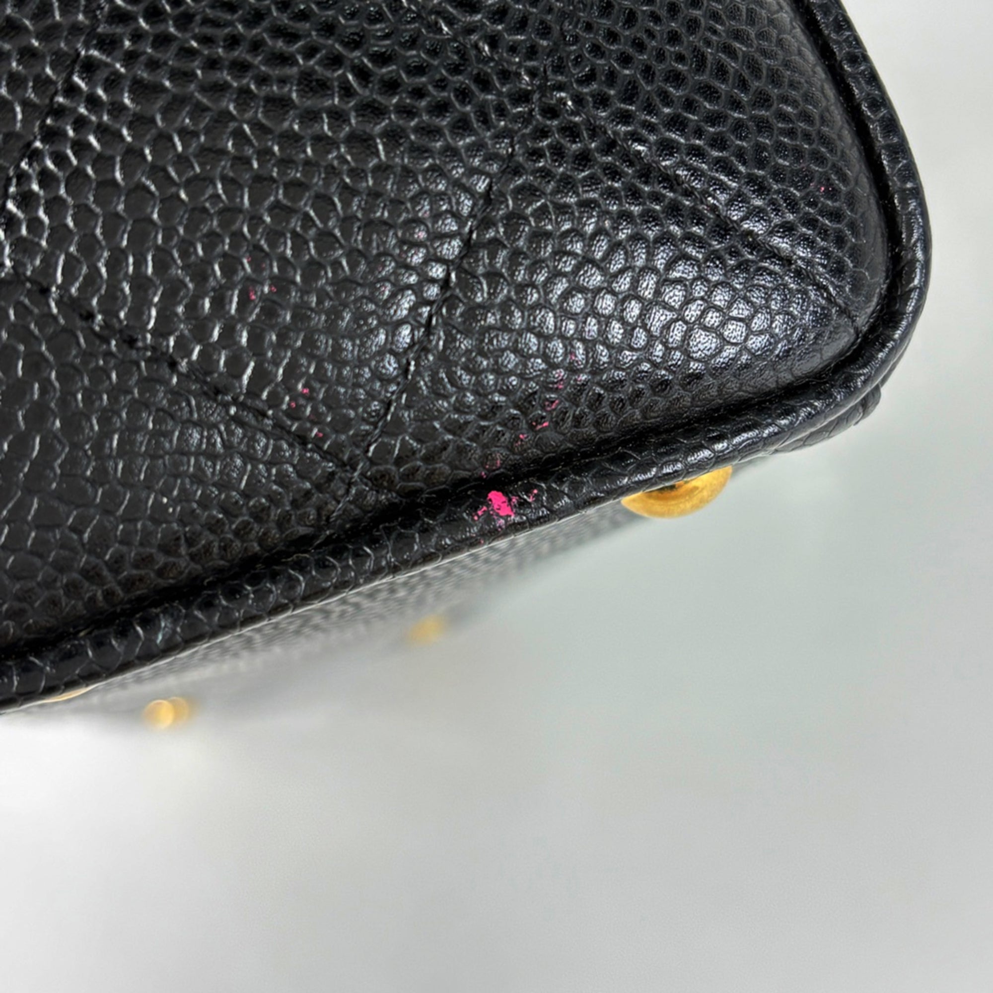 Chanel Black Grained Calfskin Handbag (Pre-Owned)
