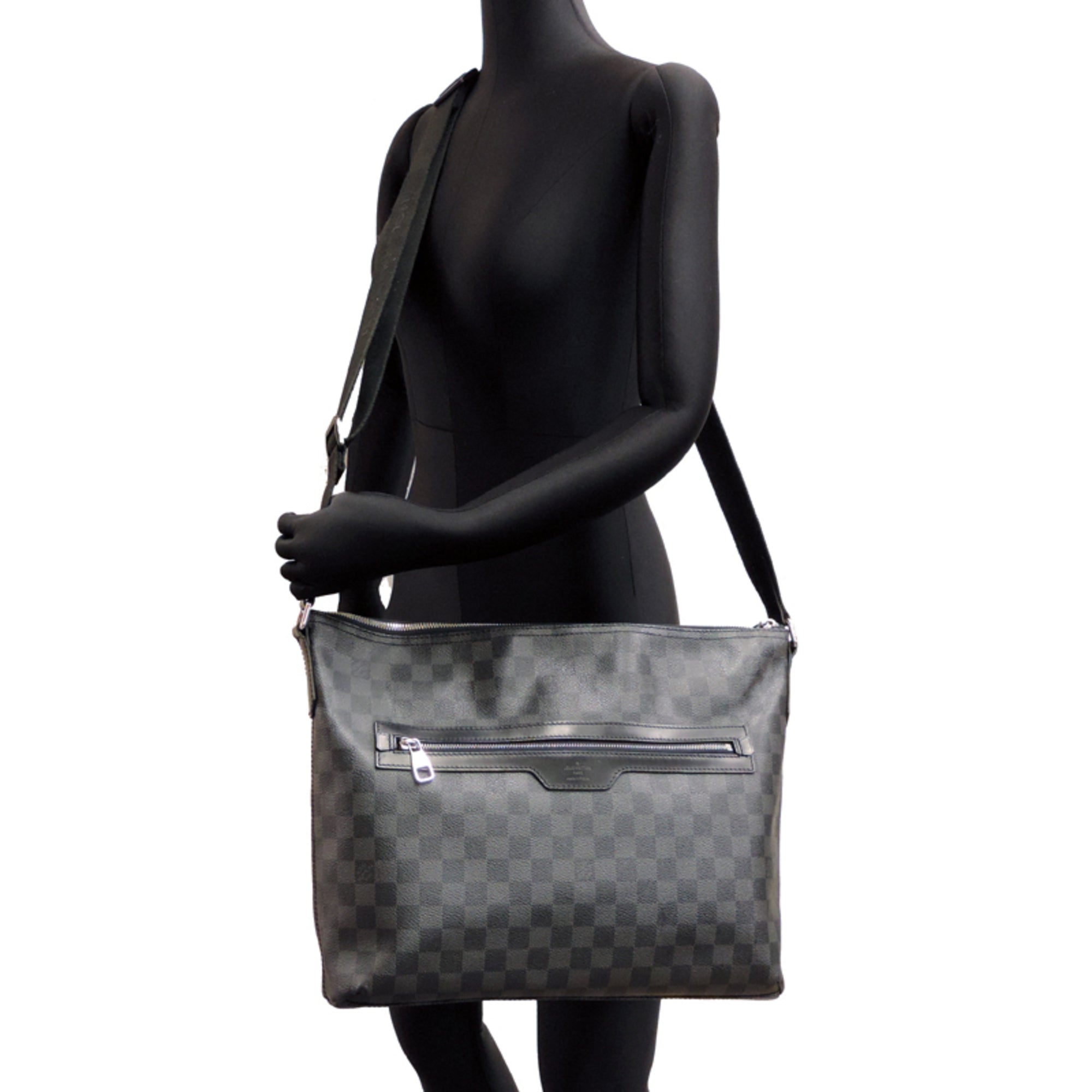 Louis Vuitton Black Damier Graphite Shoulder Bag (Pre-Owned)