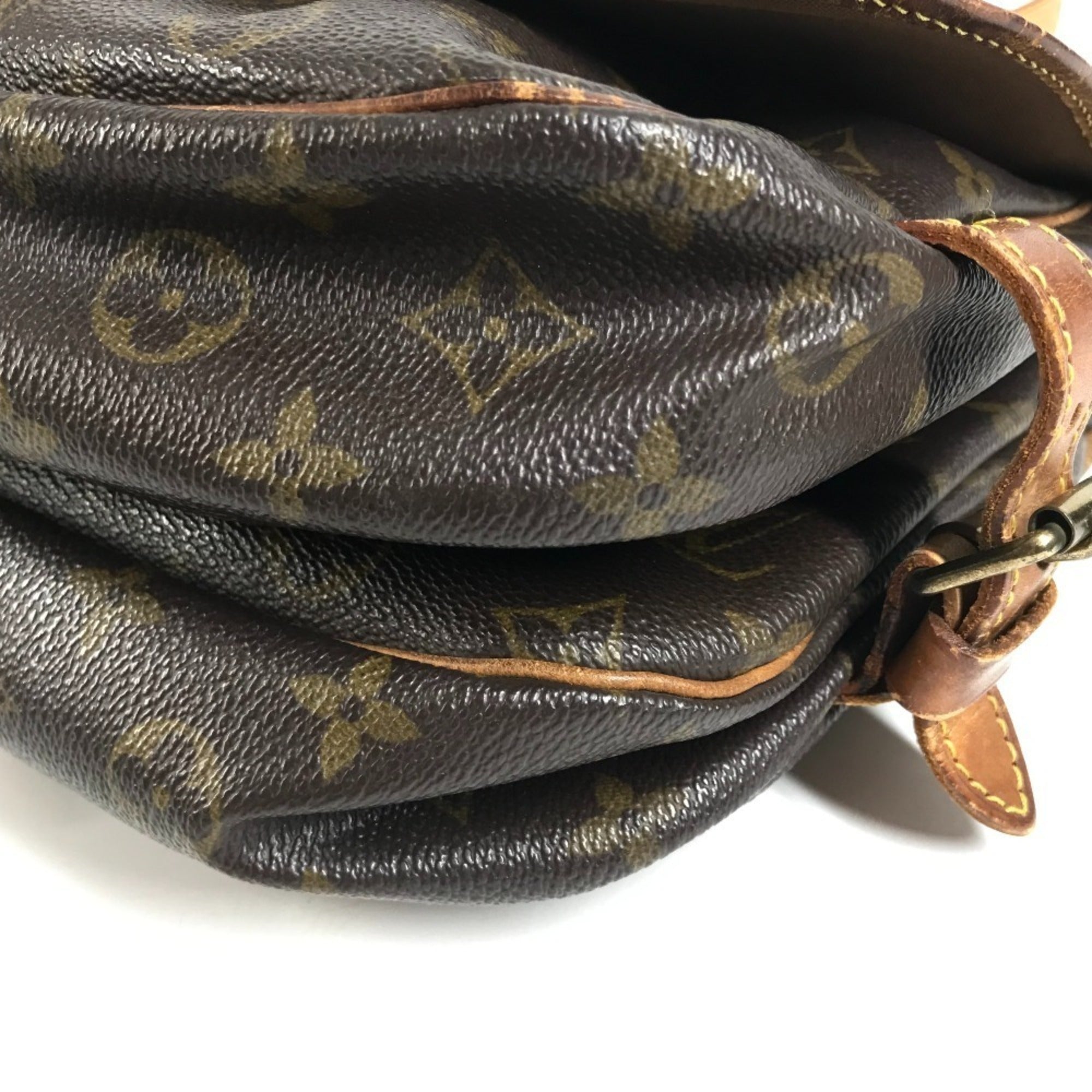 Louis Vuitton Brown Monogram Shoulder Bag (Pre-Owned)