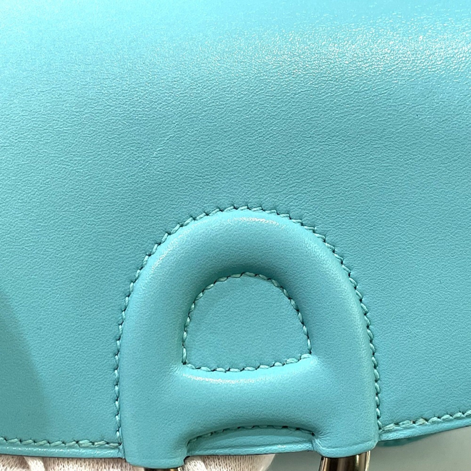 Hermes Blue Blue Atoll Tadelakt Leather Handbag Shoulder Bag (Pre-Owned)