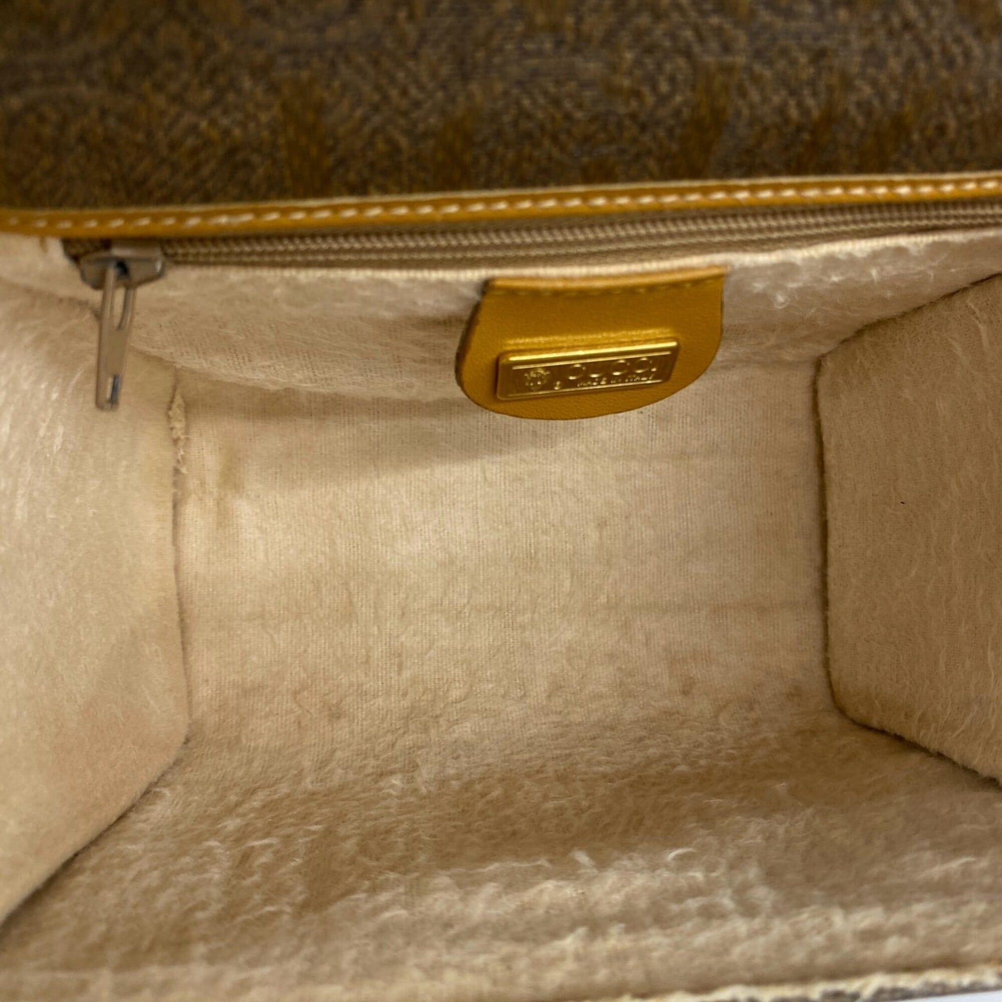 Gucci Brown Leather Pvc Pochette Shoulder Bag (Pre-Owned)
