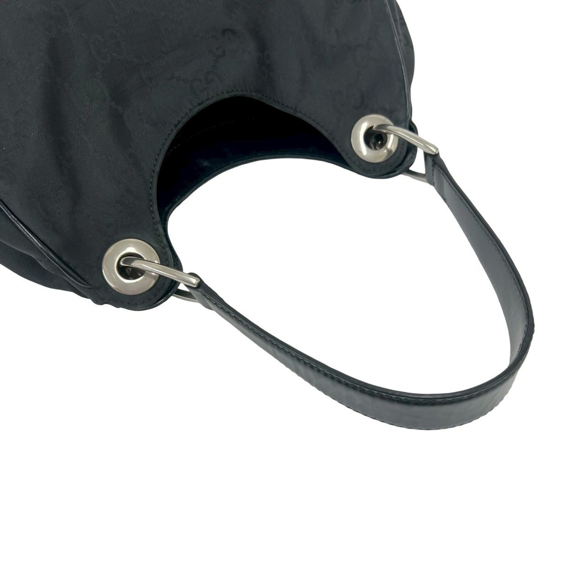 Gucci Black Nylon Leather Handbag Shoulder Bag (Pre-Owned)