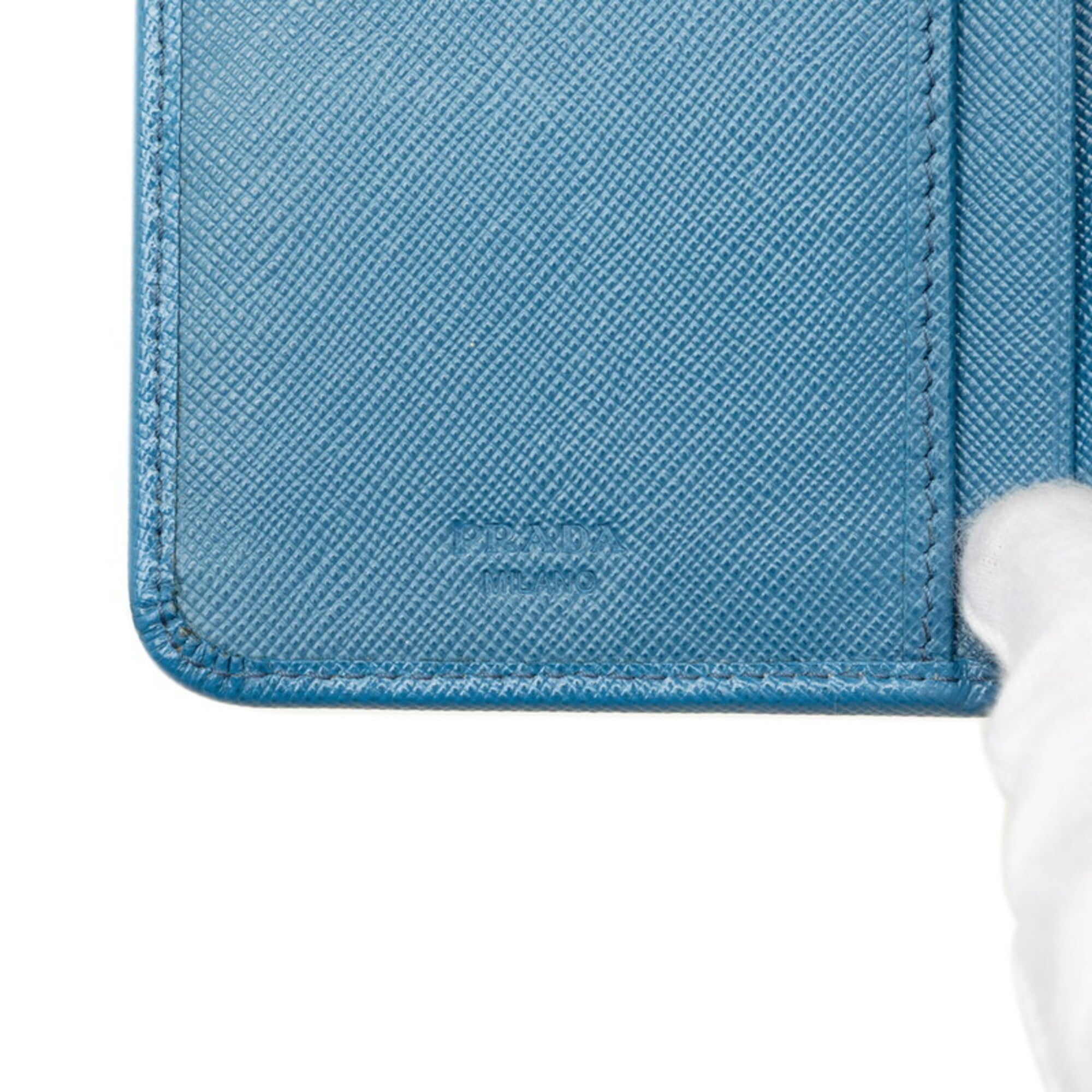 Prada Blue Leather Wallet (Bi-Fold) (Pre-Owned)
