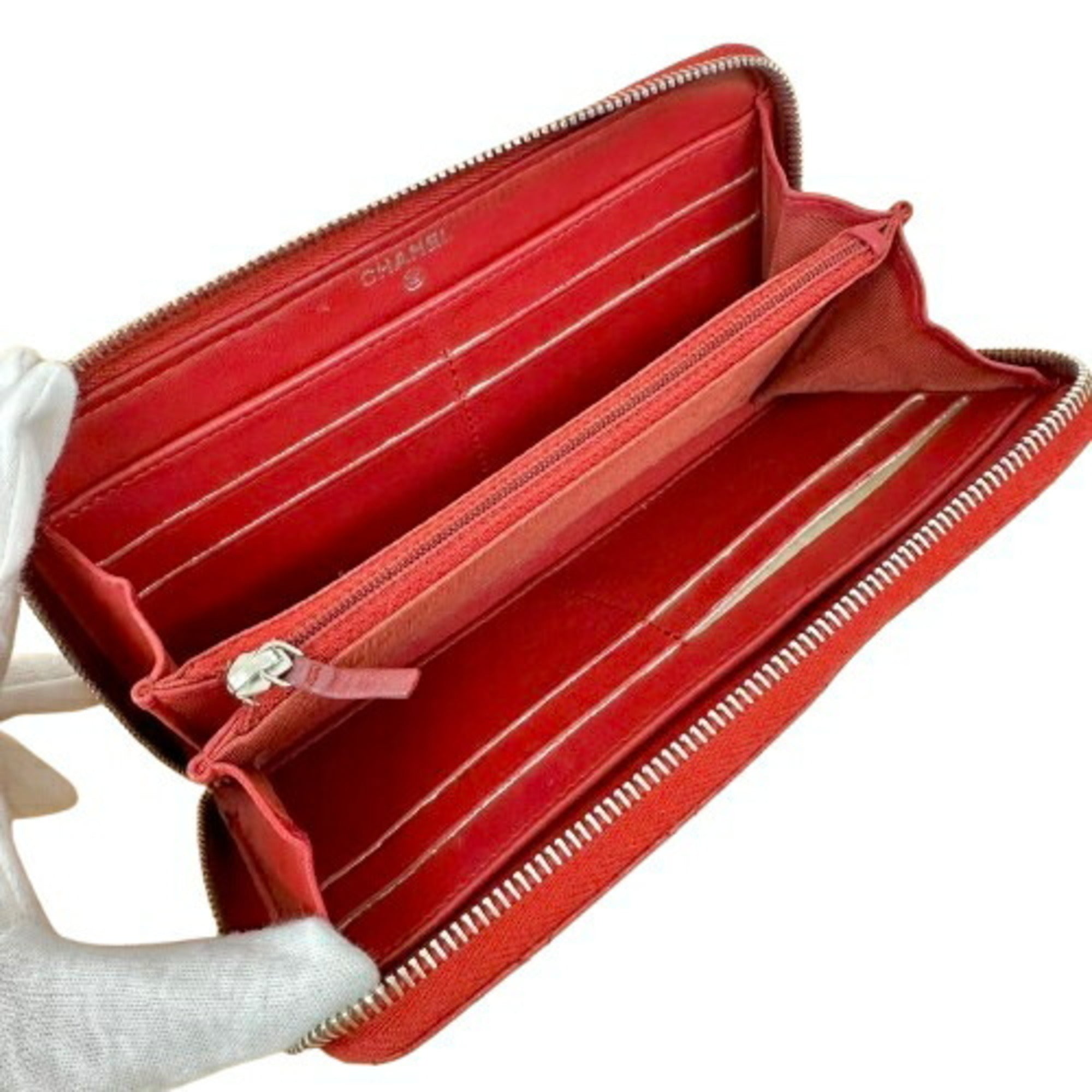 Chanel Matelasse Black Red Color Leather Long Wallet (Bi-Fold) (Pre-Owned)