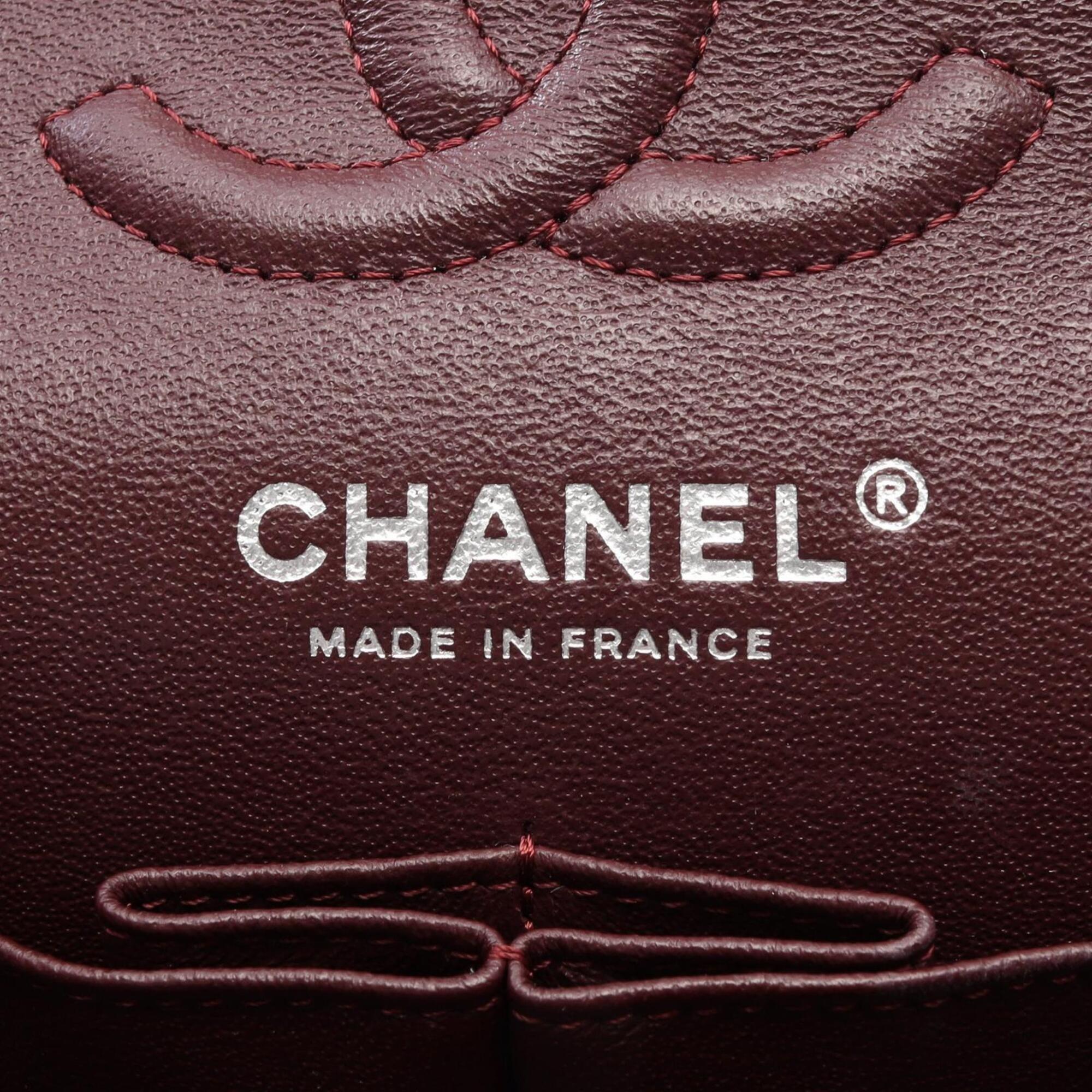 Chanel Black Leather Handbag Shoulder Bag (Pre-Owned)