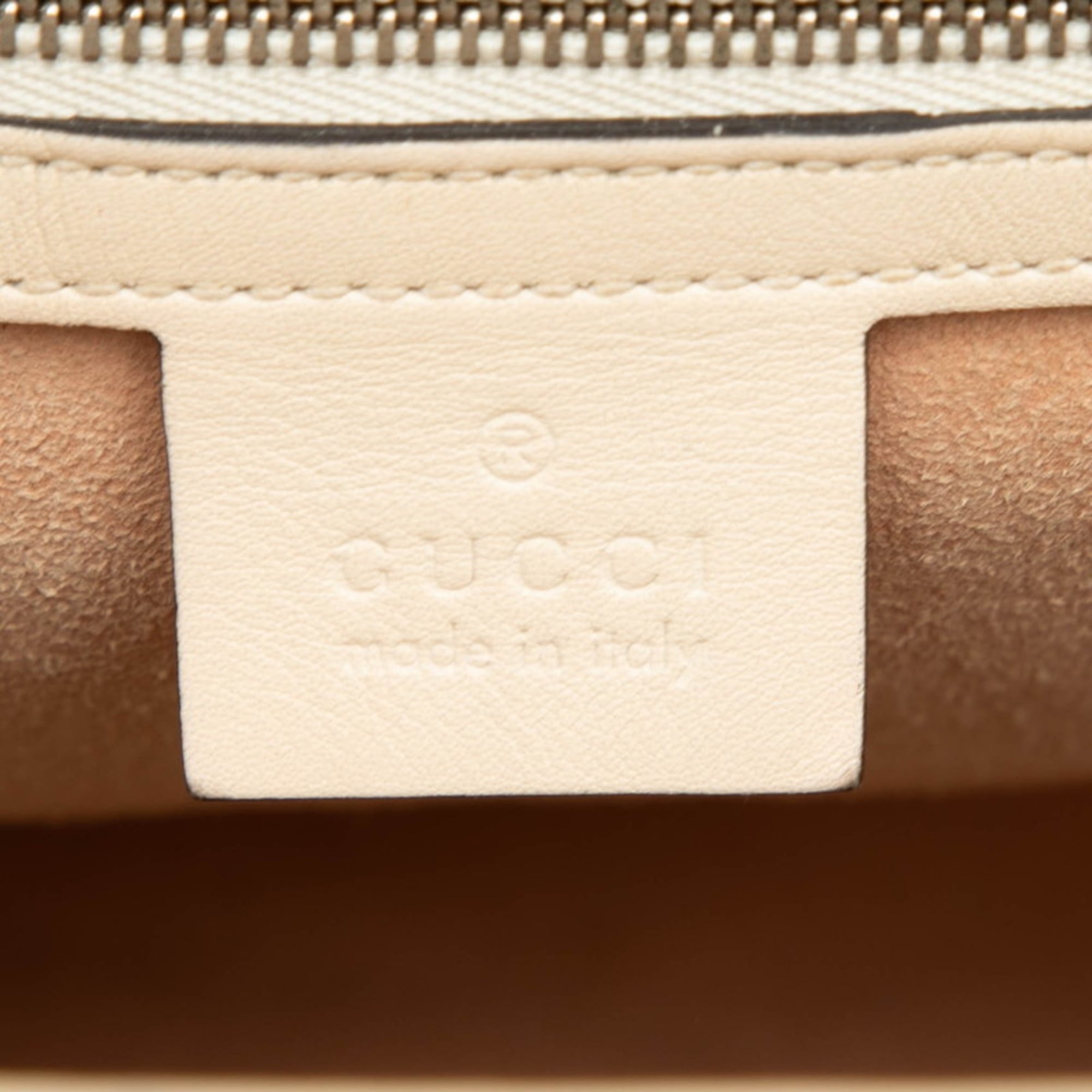 Gucci White Leather Handbag Shoulder Bag (Pre-Owned)