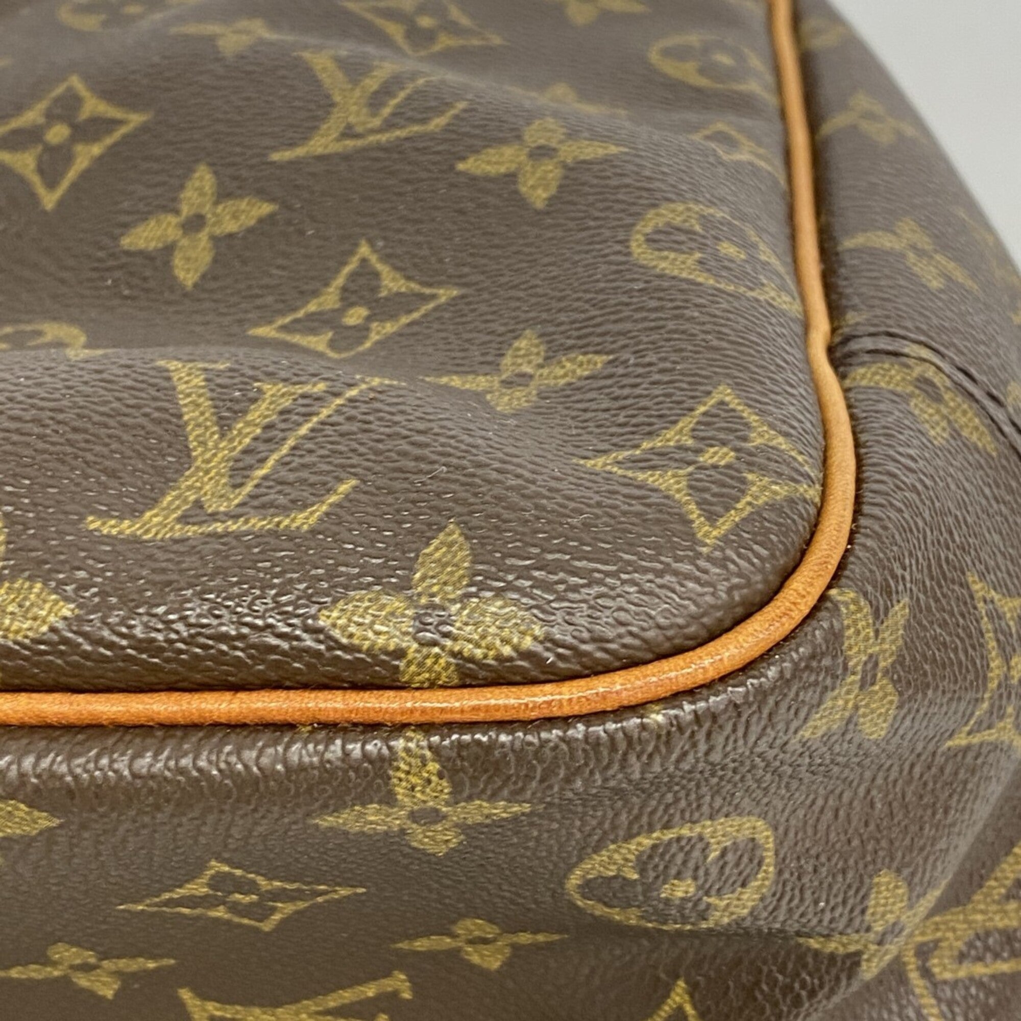Louis Vuitton Brown Handbag (Pre-Owned)
