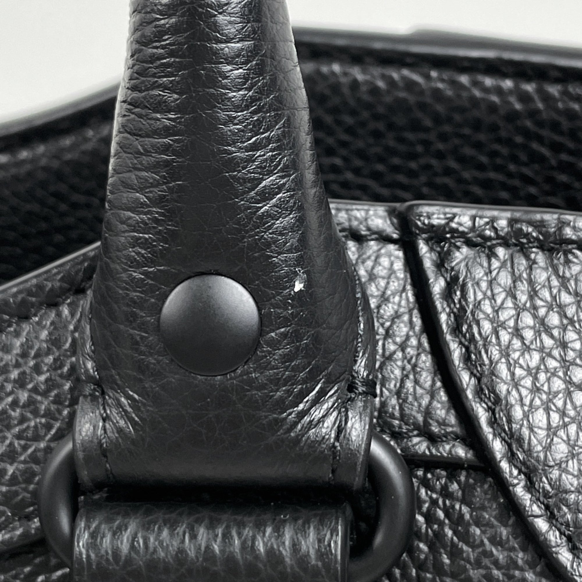Balenciaga Black Leather Handbag Shoulder Bag (Pre-Owned)