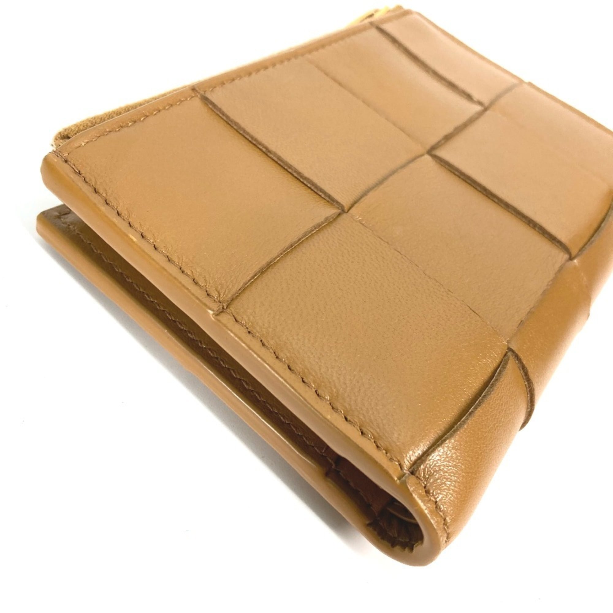 Bottega Veneta Beige Leather Wallet (Bi-Fold) (Pre-Owned)