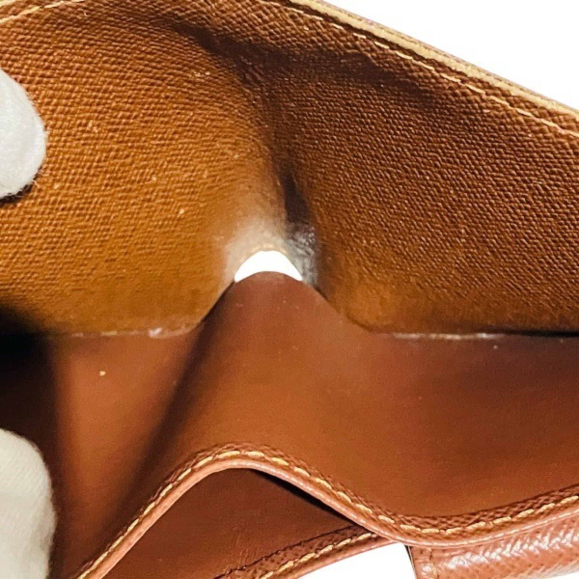 Louis Vuitton Monogram Brown Monogram Wallet (Bi-Fold) (Pre-Owned)