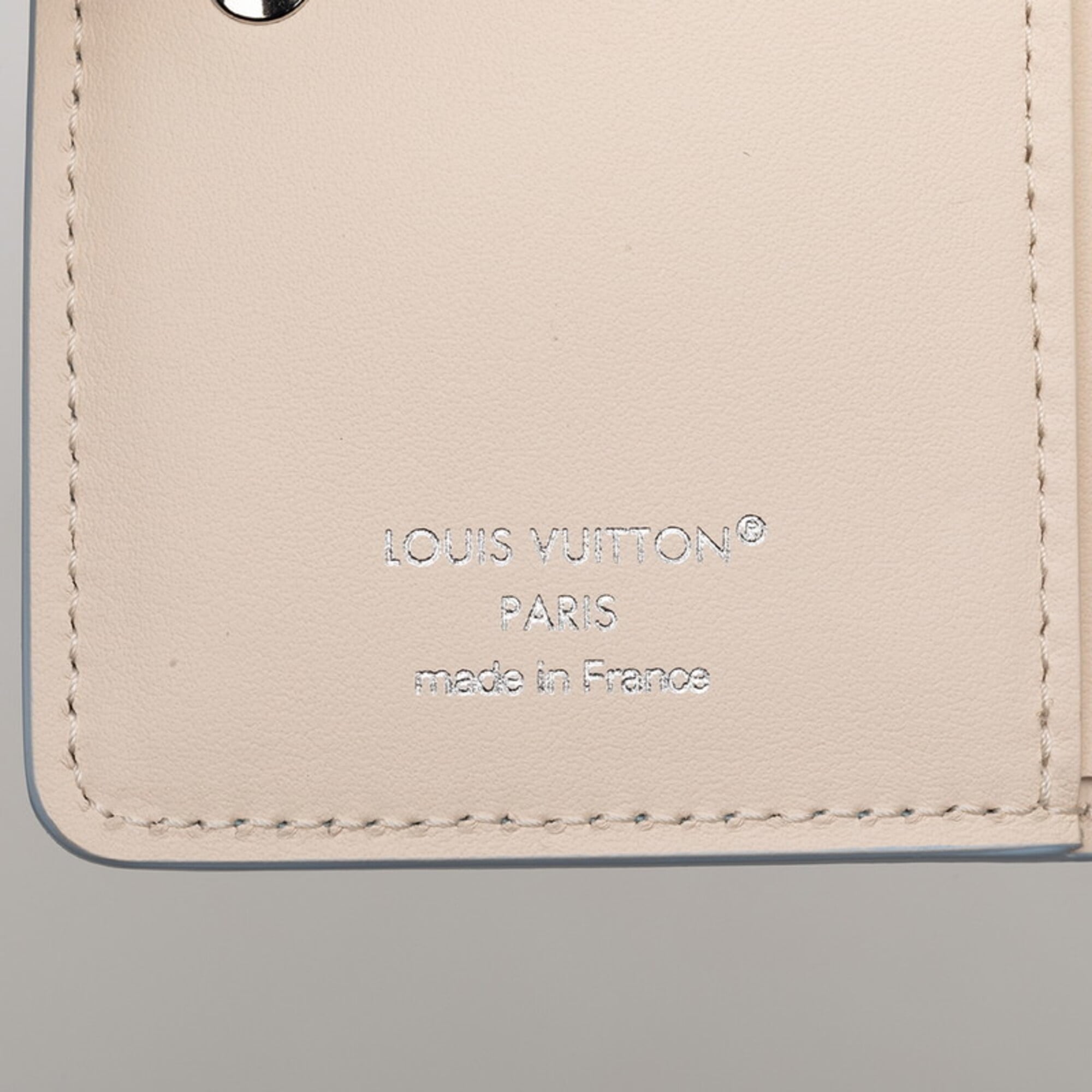 Louis Vuitton Leather Wallet (Bi-Fold) (Pre-Owned)