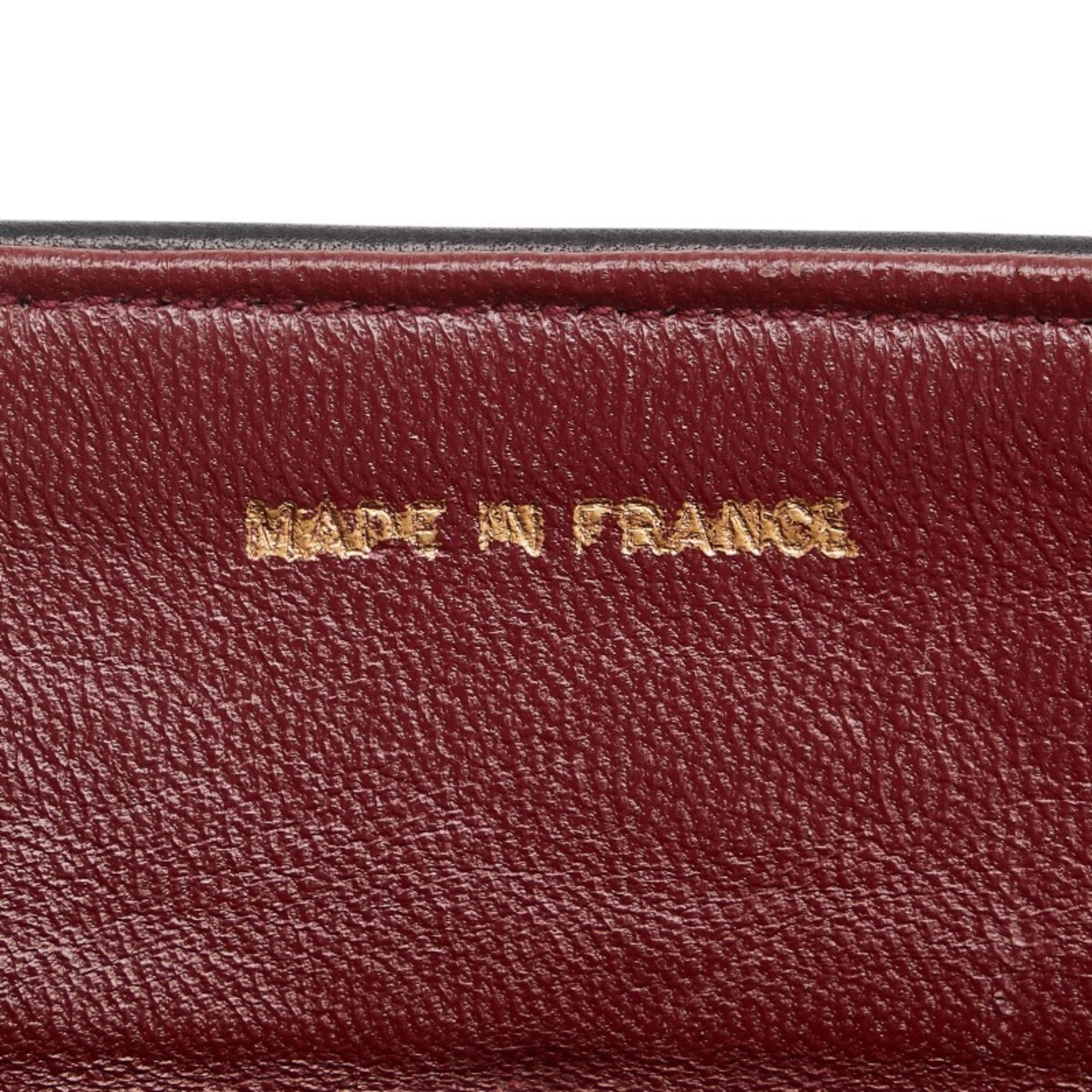 Chanel Matelasse Black Leather Shoulder Bag (Pre-Owned)