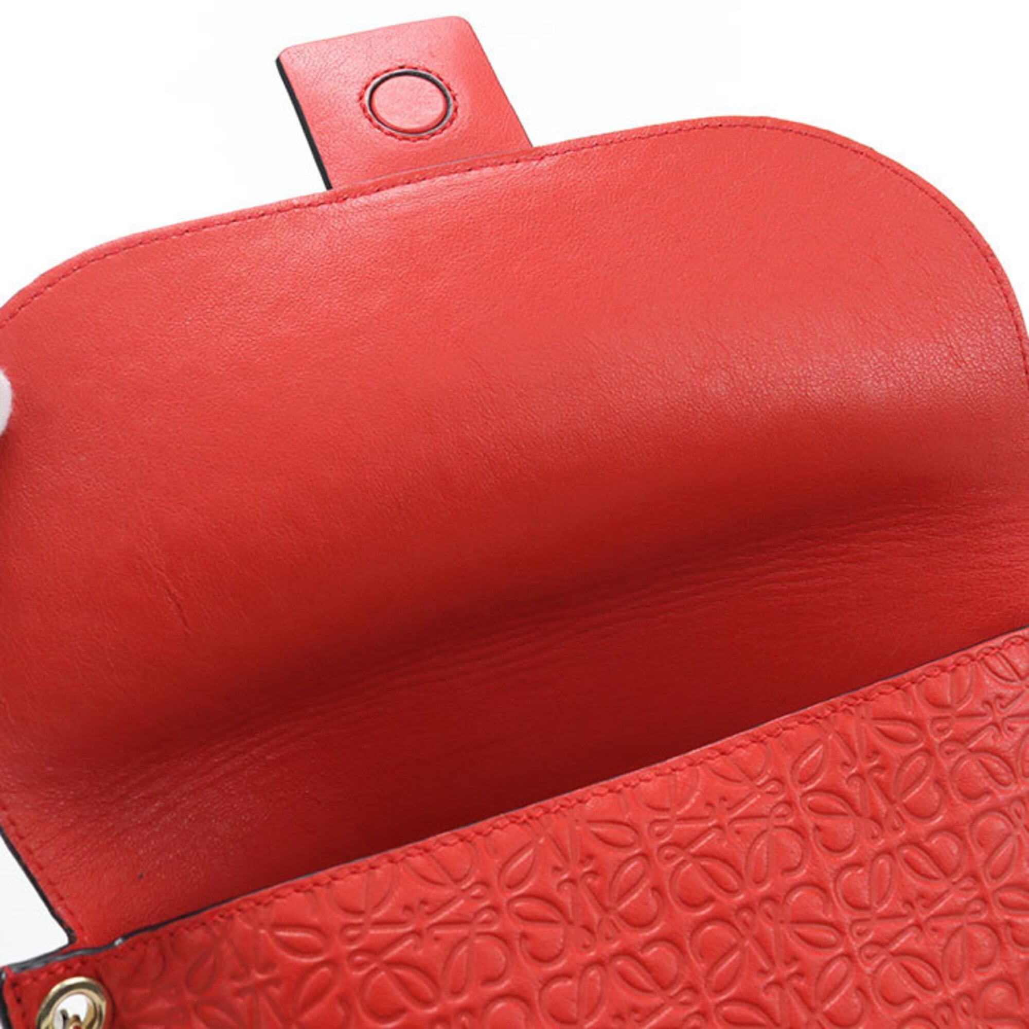 Loewe Red Color Leather Shoulder Bag (Pre-Owned)