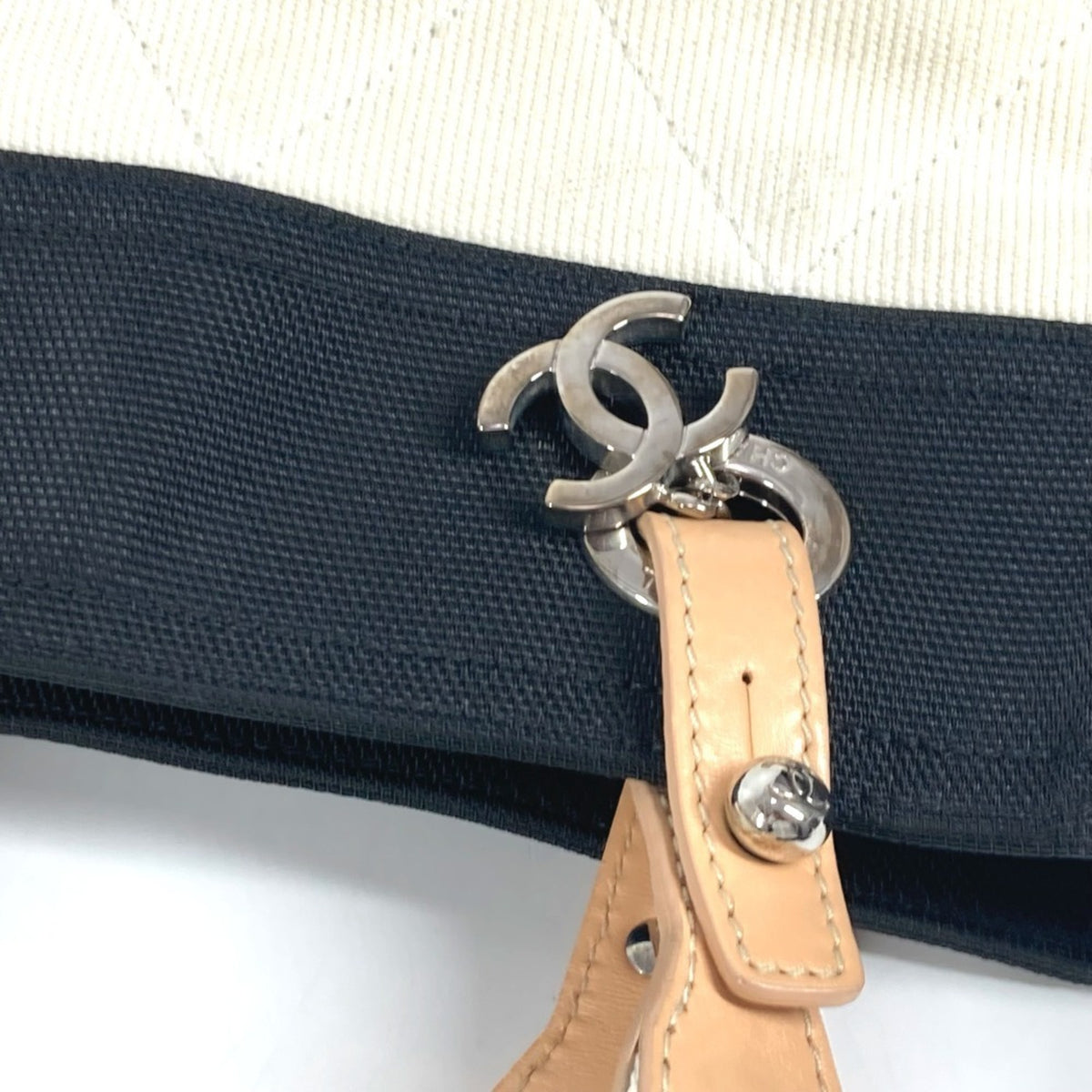 Chanel Black White Canvas Shoulder Bag Tote Bag (Pre-Owned)