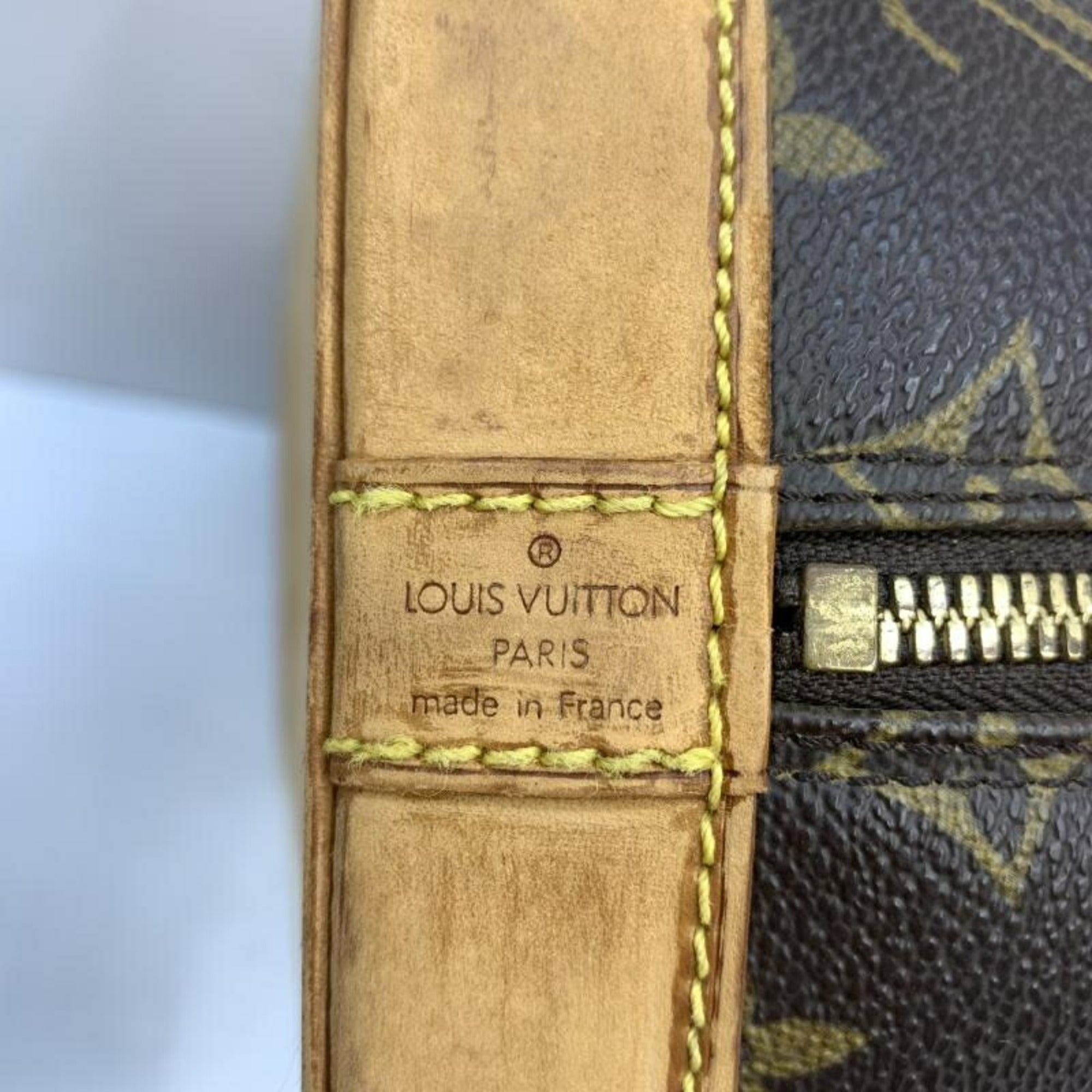 Louis Vuitton Handbag (Pre-Owned)