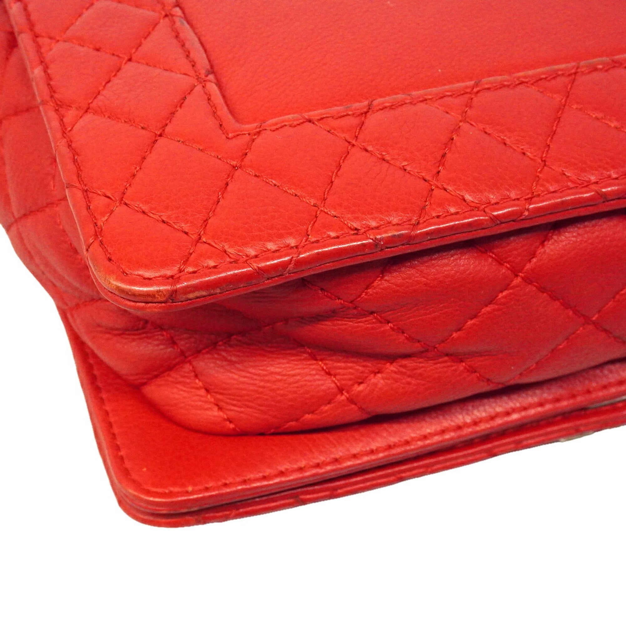 Chanel Red Color Leather Shoulder Bag (Pre-Owned)