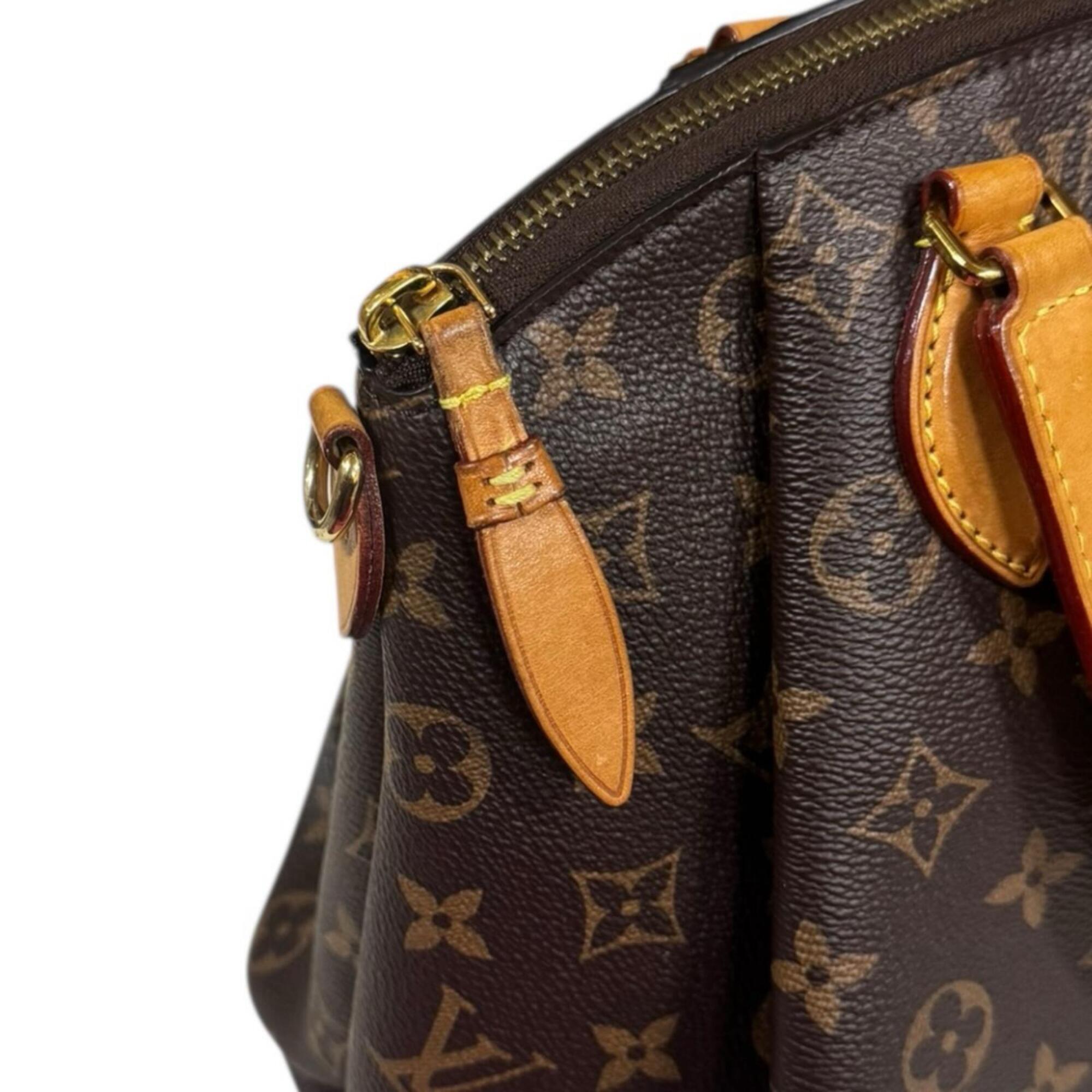 Louis Vuitton Brown Monogram Monogram Shoulder Bag (Pre-Owned)