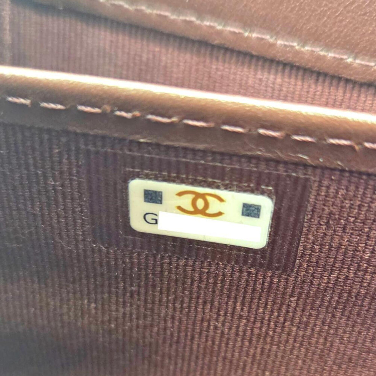 Chanel Black Grained Calfskin Long Wallet (Bi-Fold) (Pre-Owned)