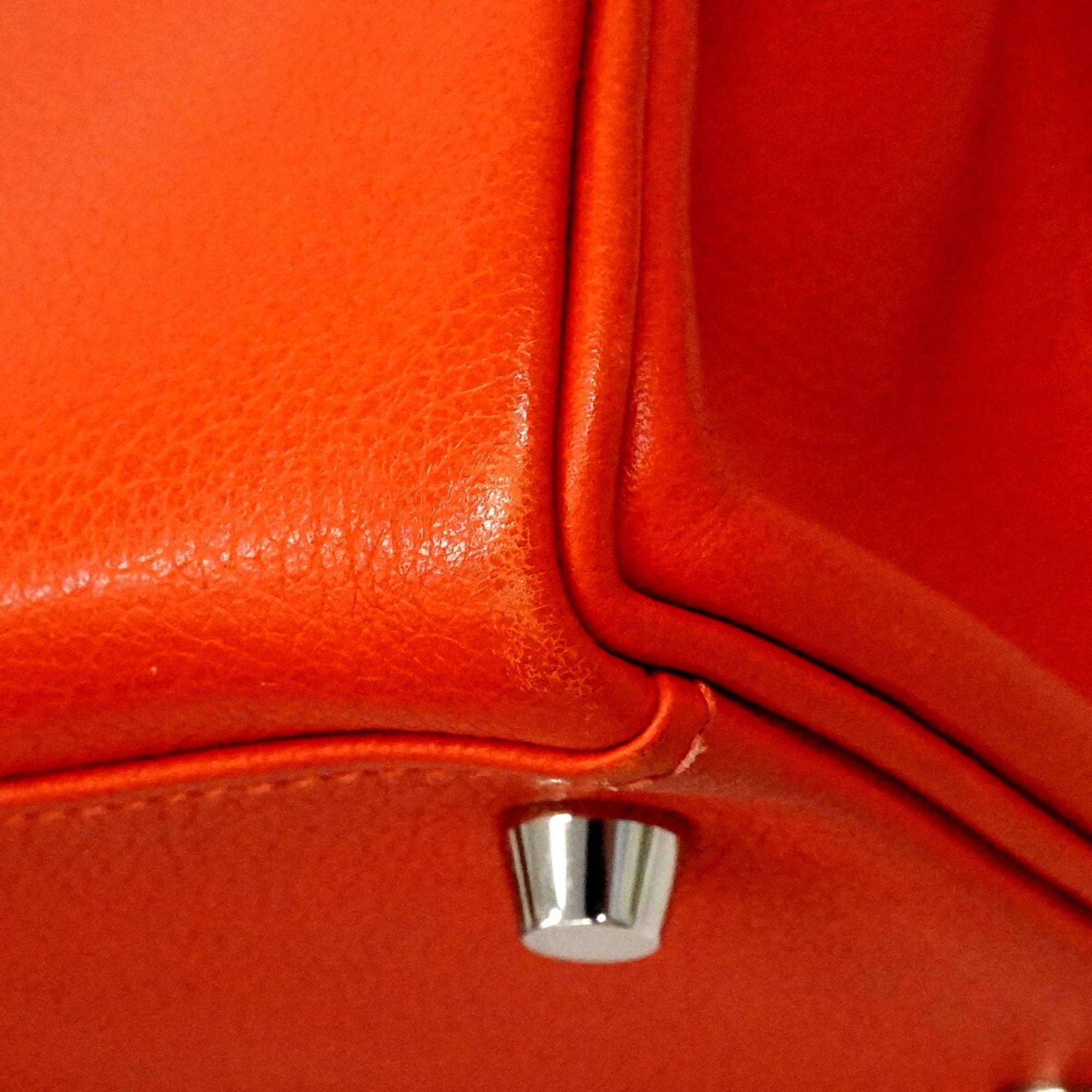 Hermes Red Color Handbag (Pre-Owned)