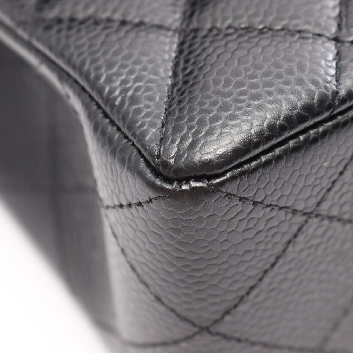 Chanel Black Grained Calfskin Handbag Shoulder Bag (Pre-Owned)