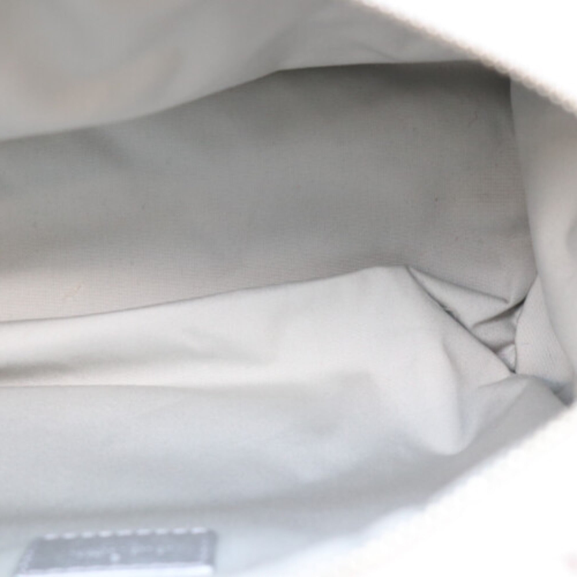 Louis Vuitton Silver Nylon Shoulder Bag (Pre-Owned)