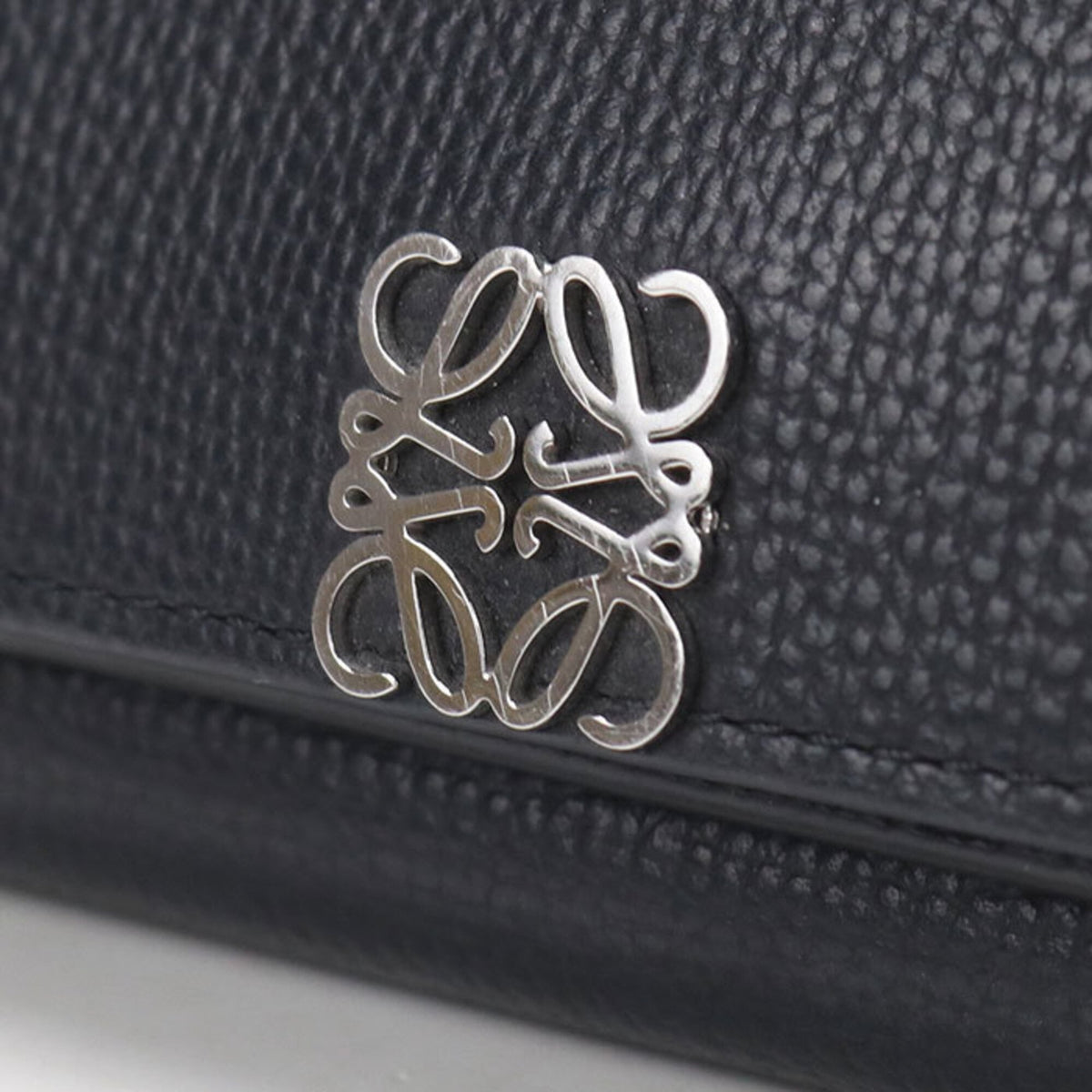 Loewe Black Wallet (Tri-Fold) (Pre-Owned)