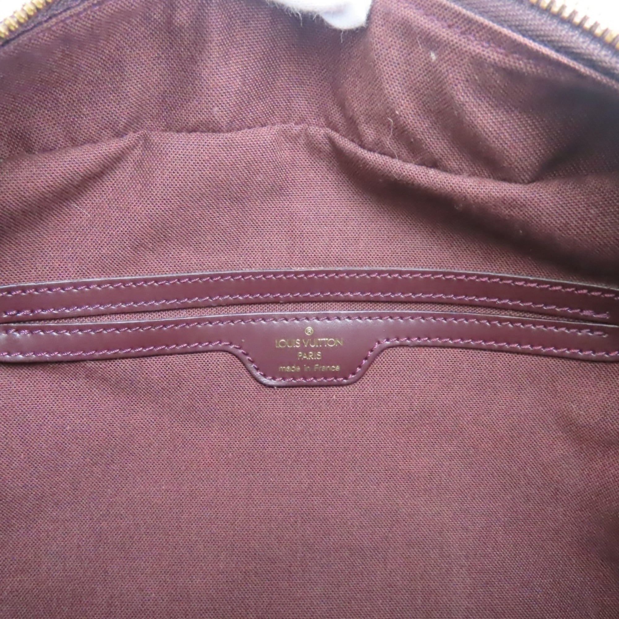 Louis Vuitton Acajou Galle Taiga Leather Shoulder Bag (Pre-Owned)