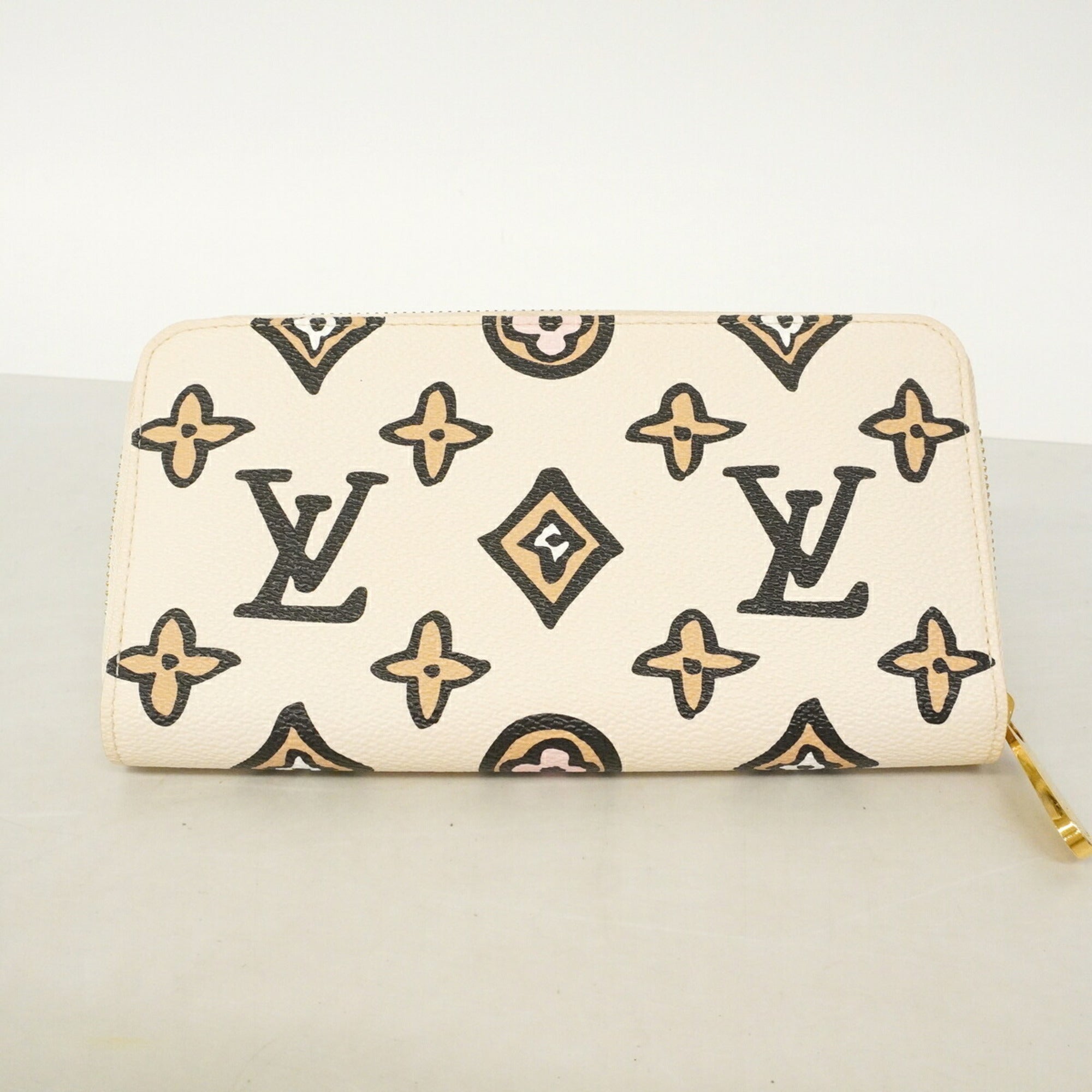 Louis Vuitton Cream Long Wallet (Bi-Fold) (Pre-Owned)